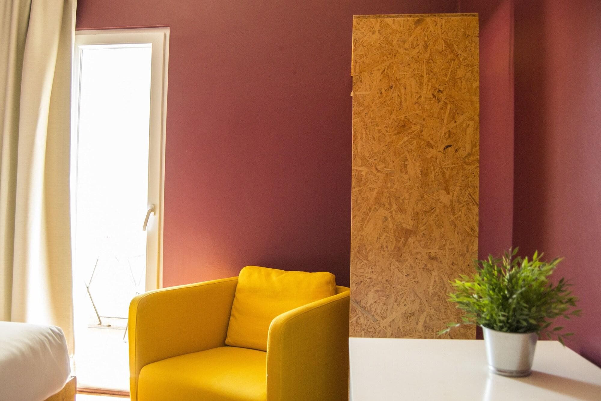 Avenue Rooms & Suites