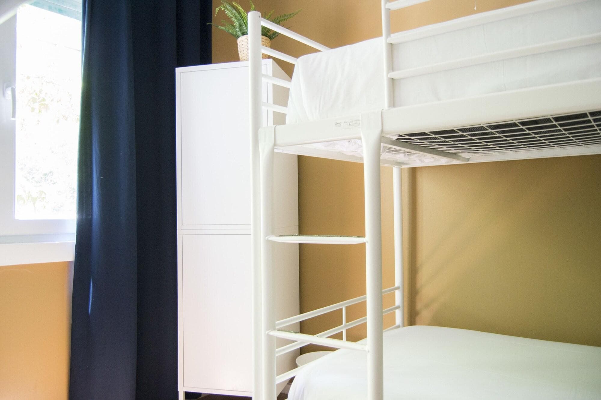 Avenue Rooms & Suites