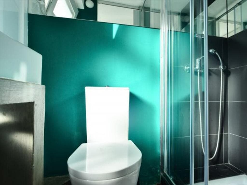 Avenue Rooms & Suites