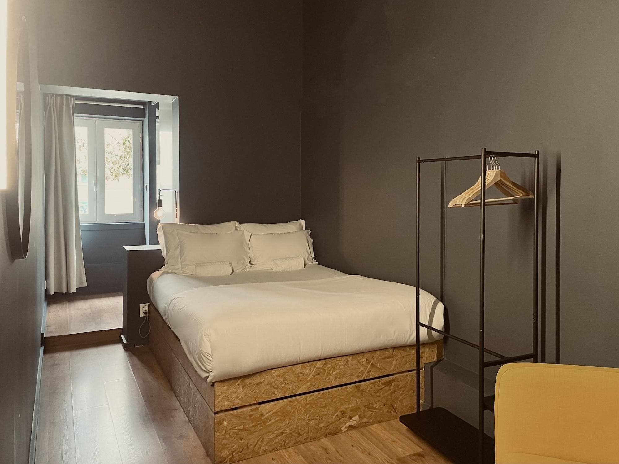 Avenue Rooms & Suites