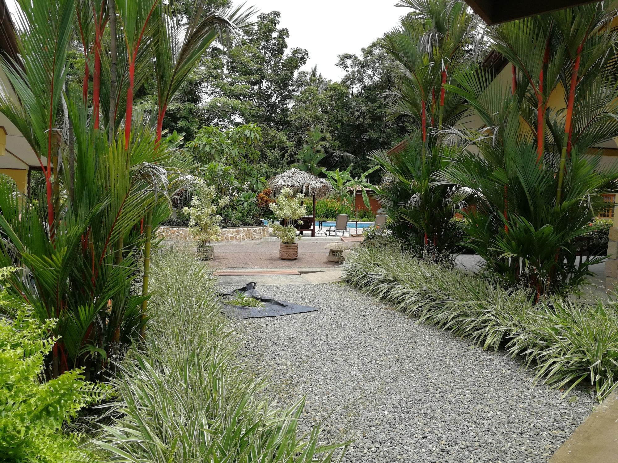 Espadilla Gardens Hotel