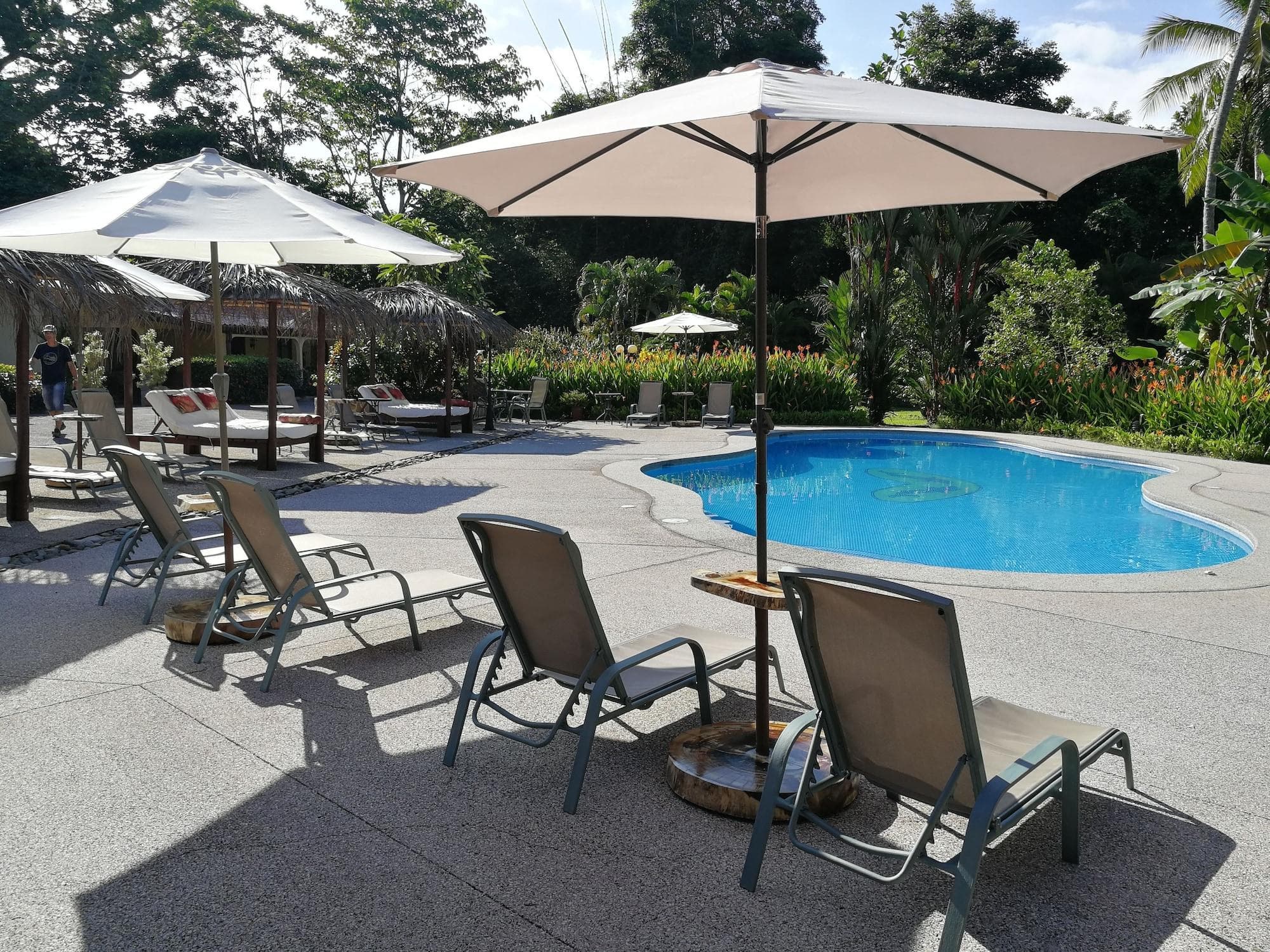 Espadilla Gardens Hotel