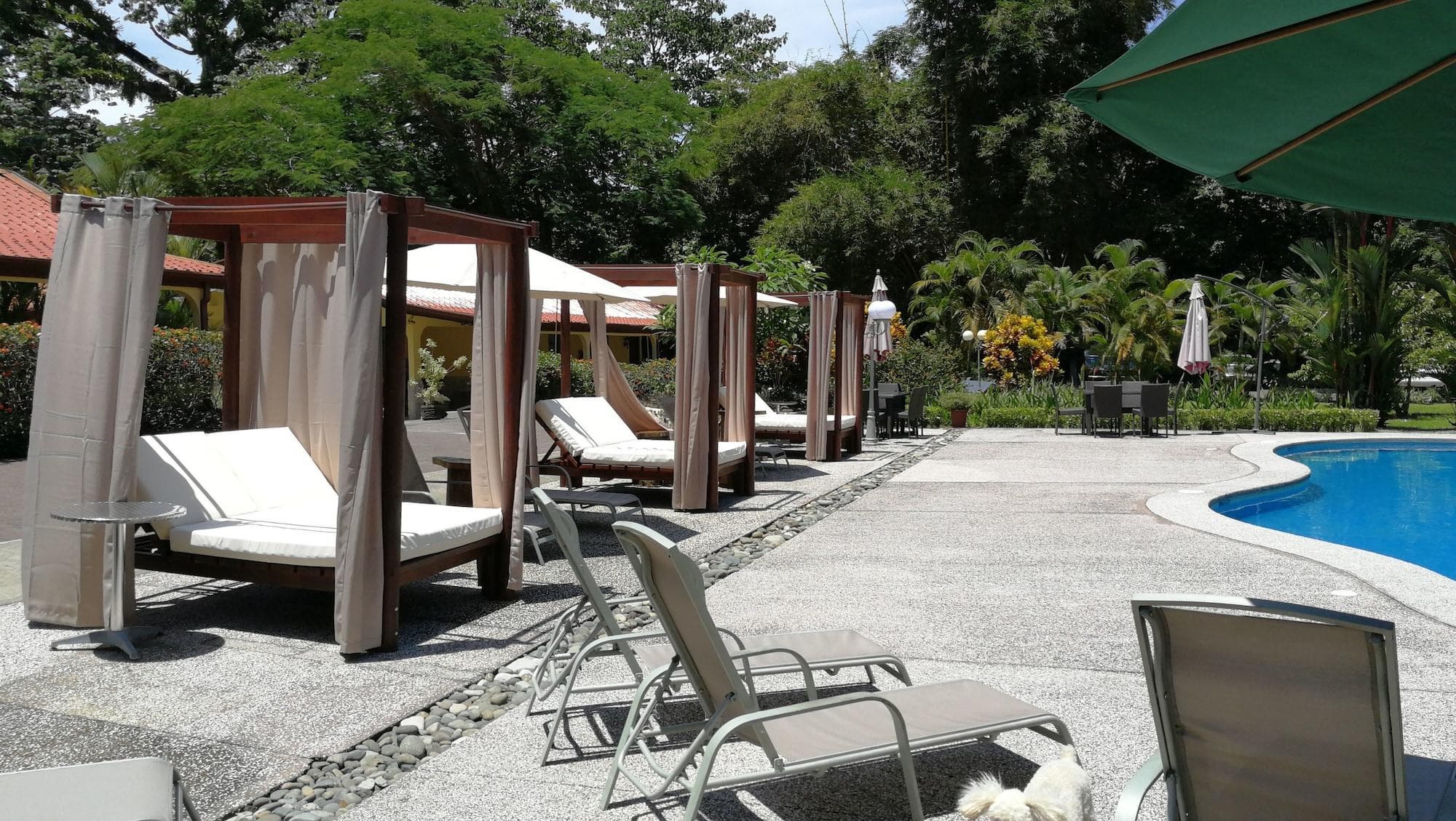 Espadilla Gardens Hotel