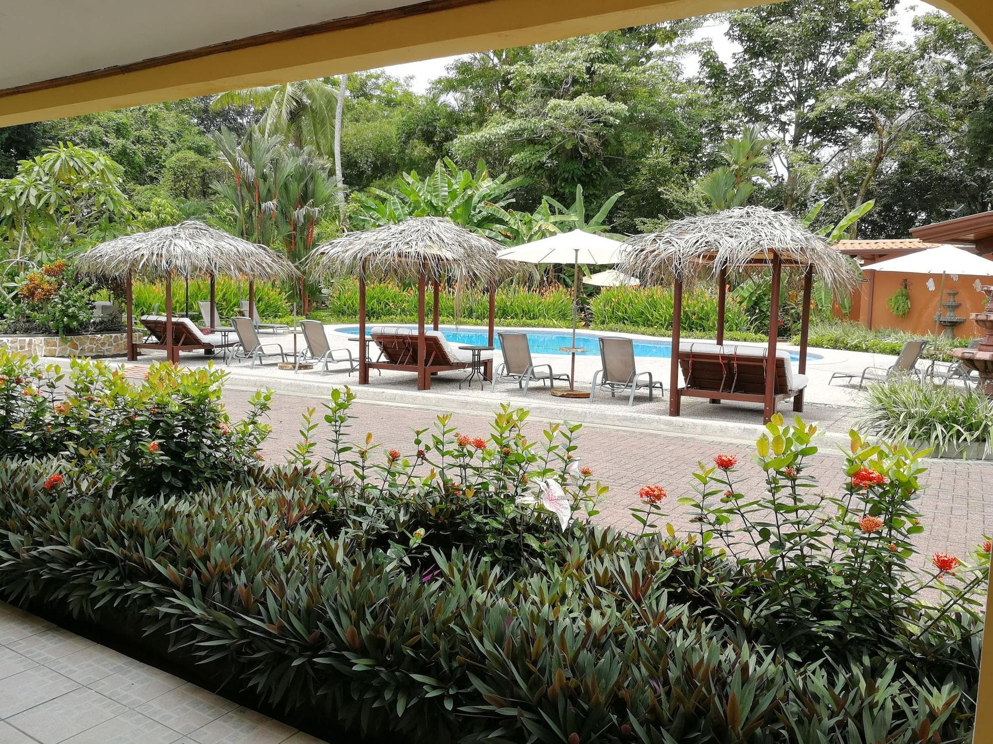 Espadilla Gardens Hotel