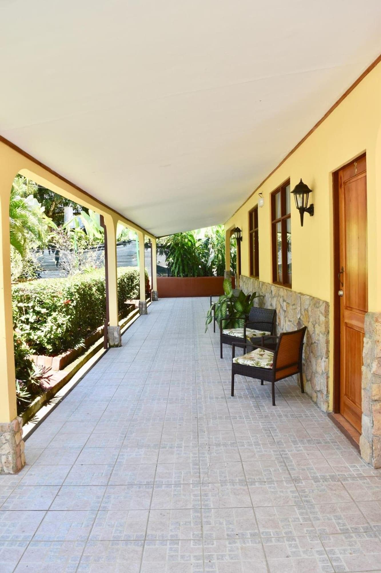 Espadilla Gardens Hotel