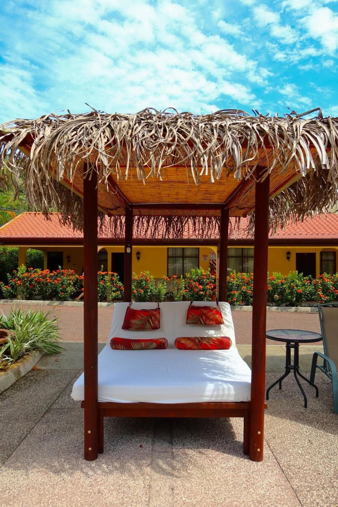 Espadilla Gardens Hotel