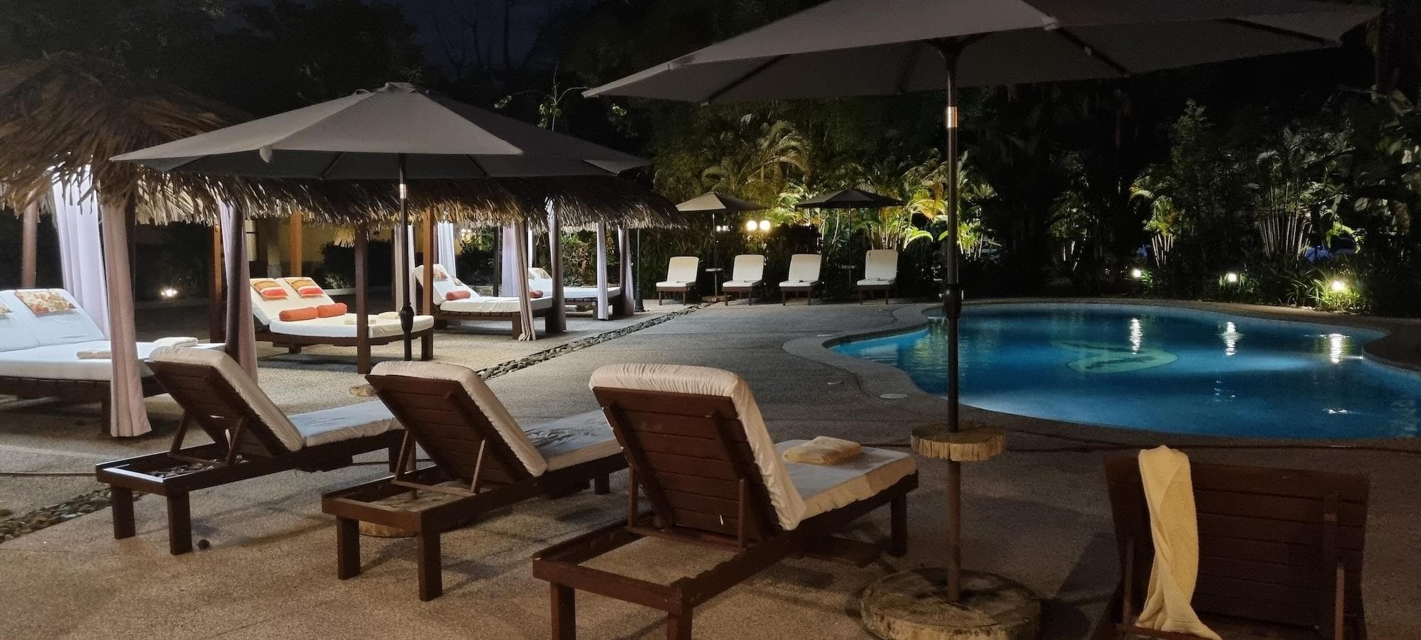 Espadilla Gardens Hotel
