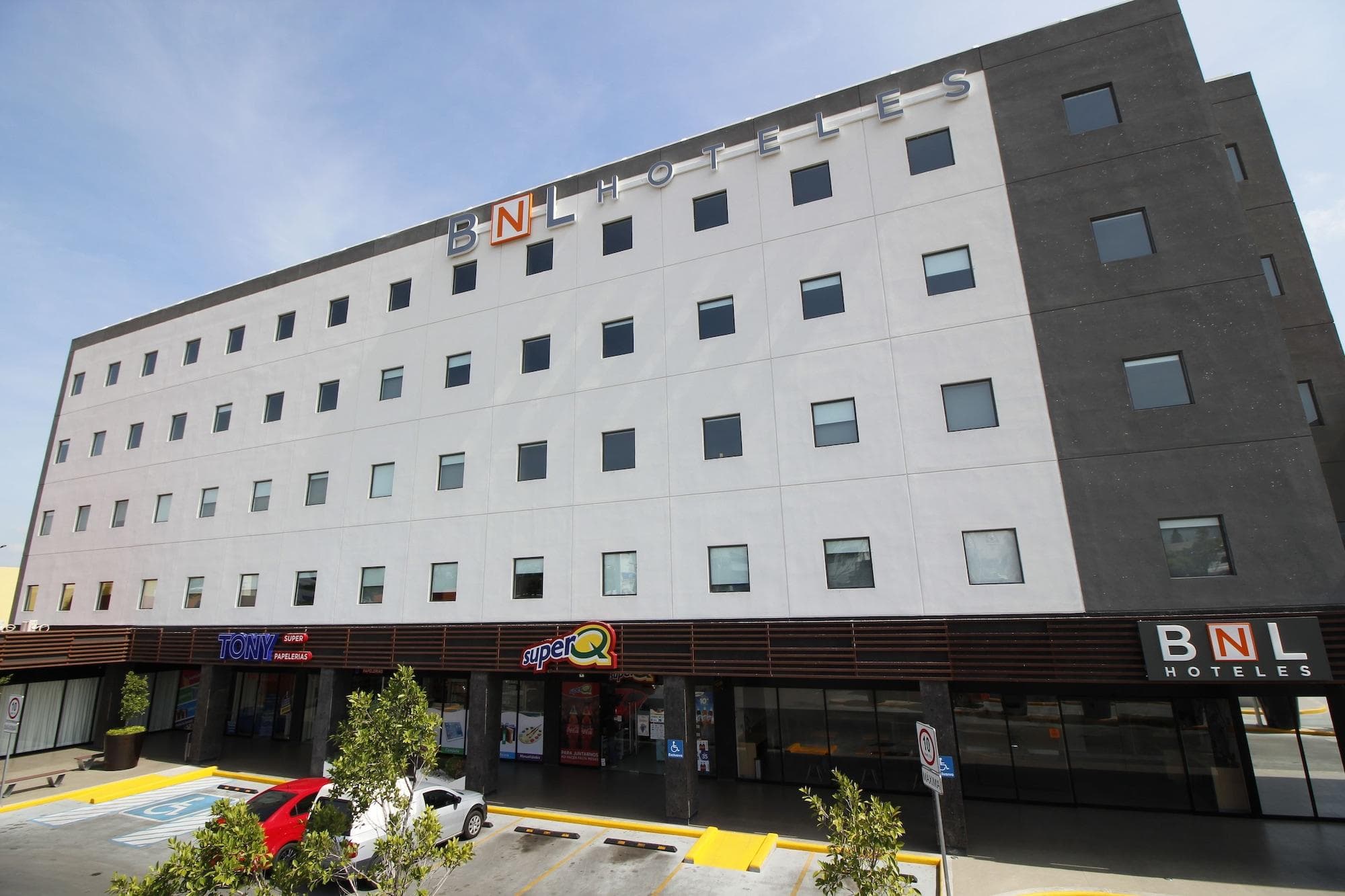 Bnl Hoteles Queretaro