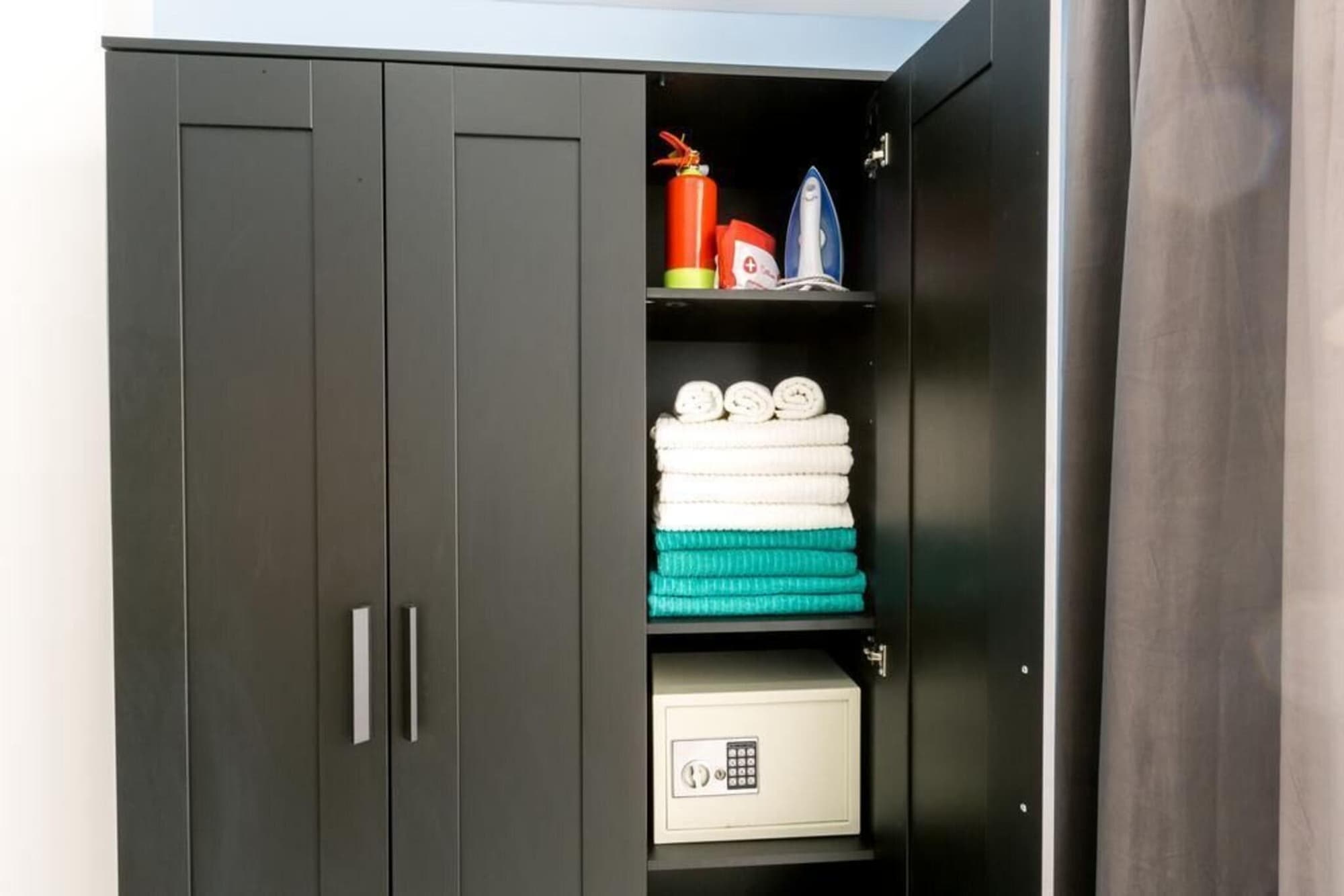 Coral Suites Beach Club & Spa