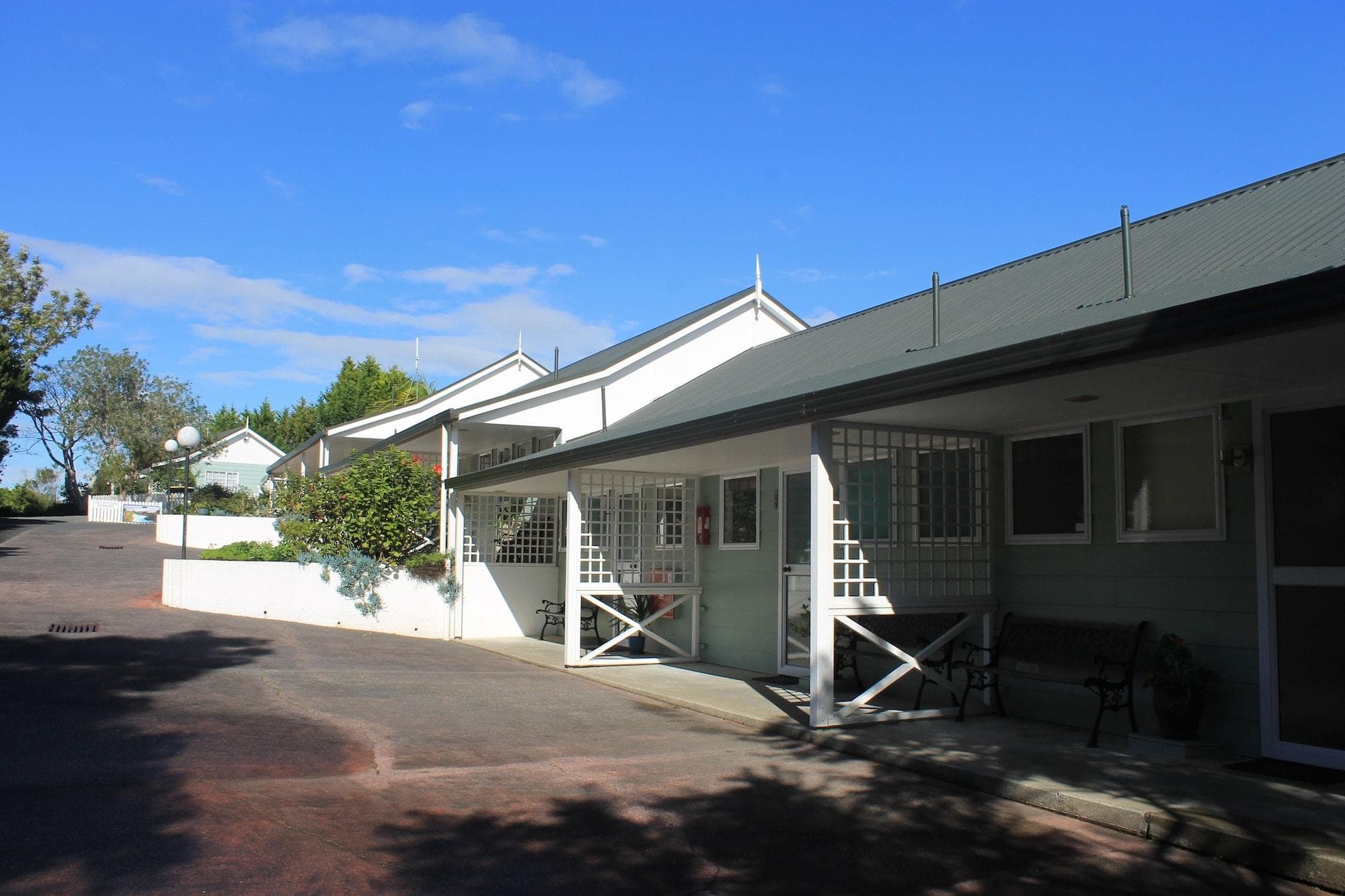 Ash Grove Boutique Motel