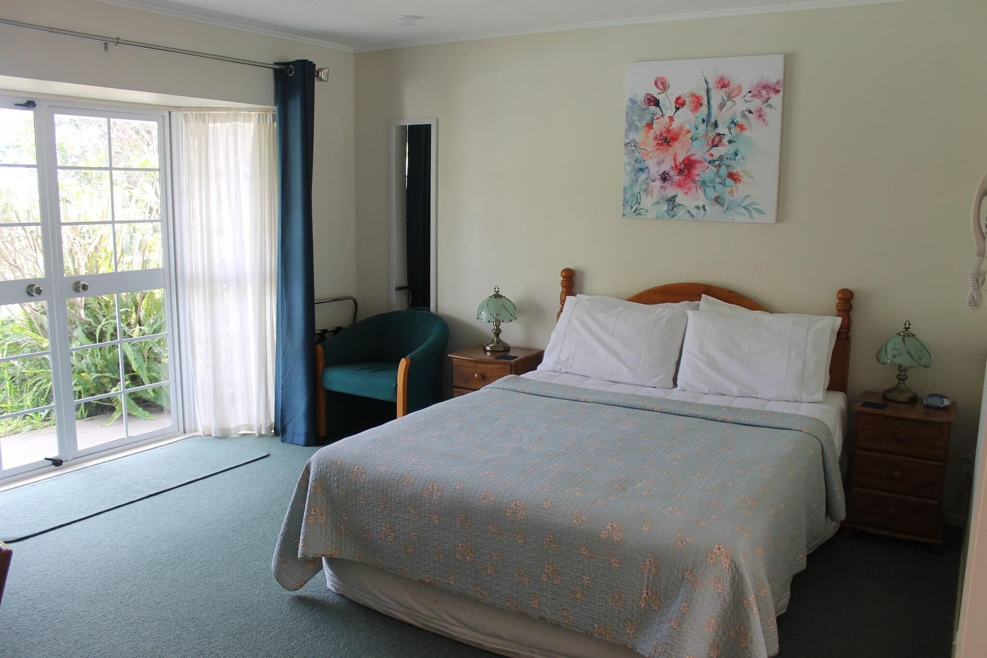 Ash Grove Boutique Motel