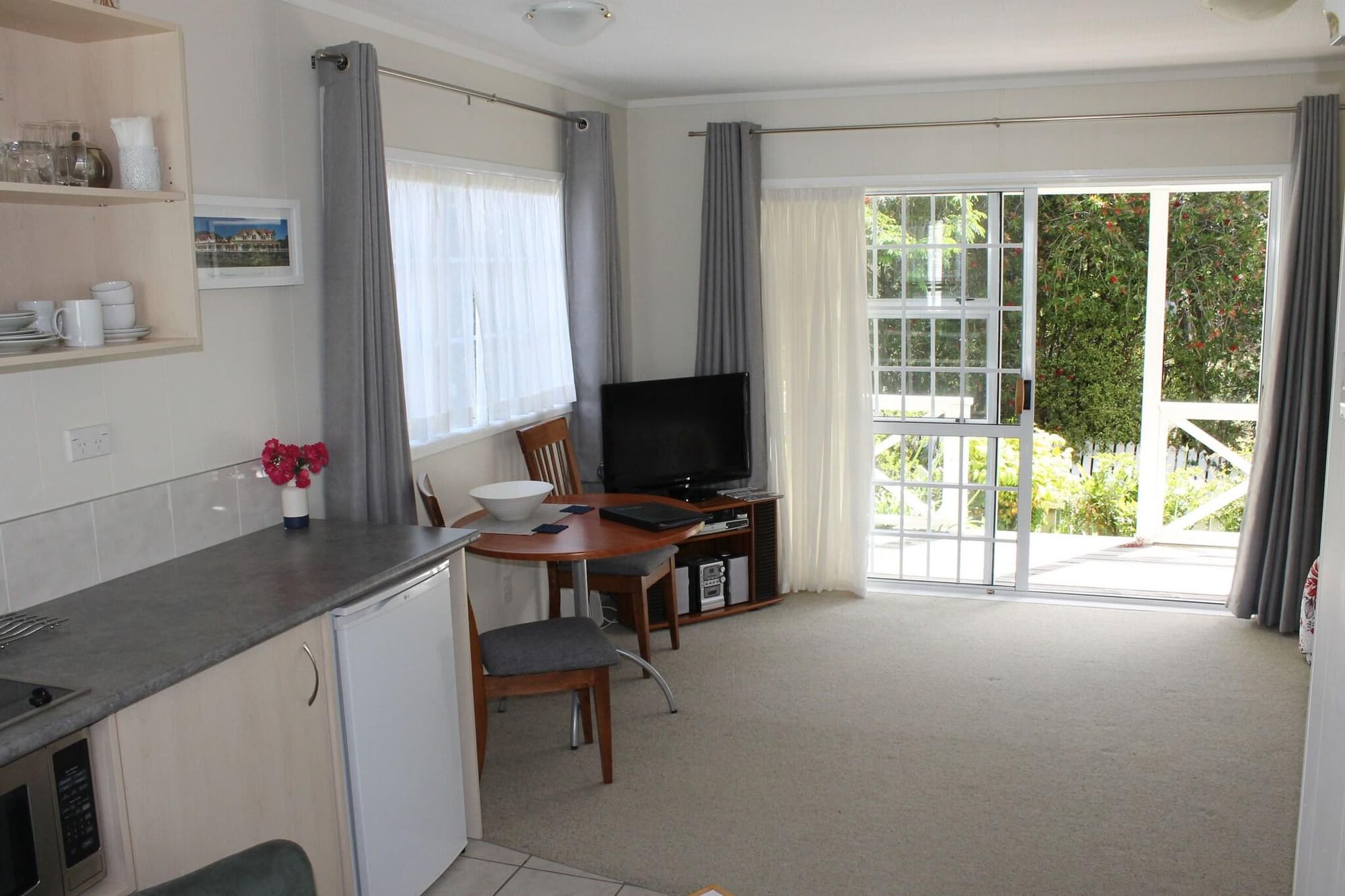 Ash Grove Boutique Motel