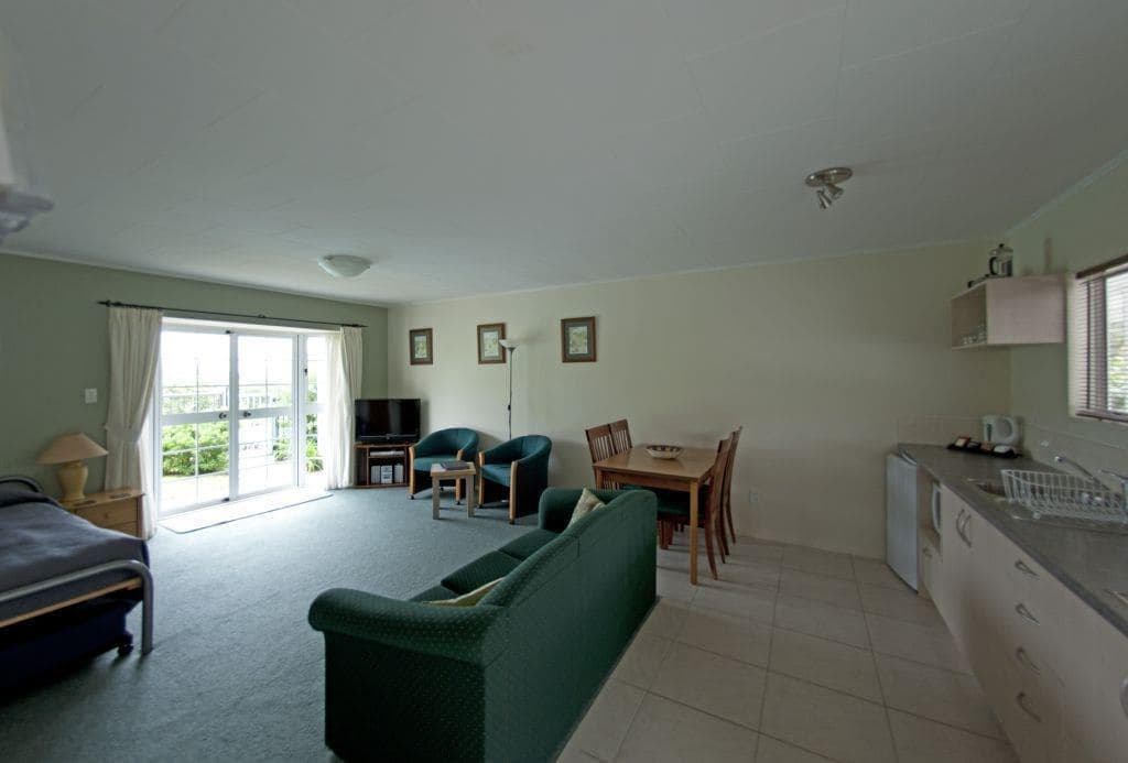 Ash Grove Boutique Motel