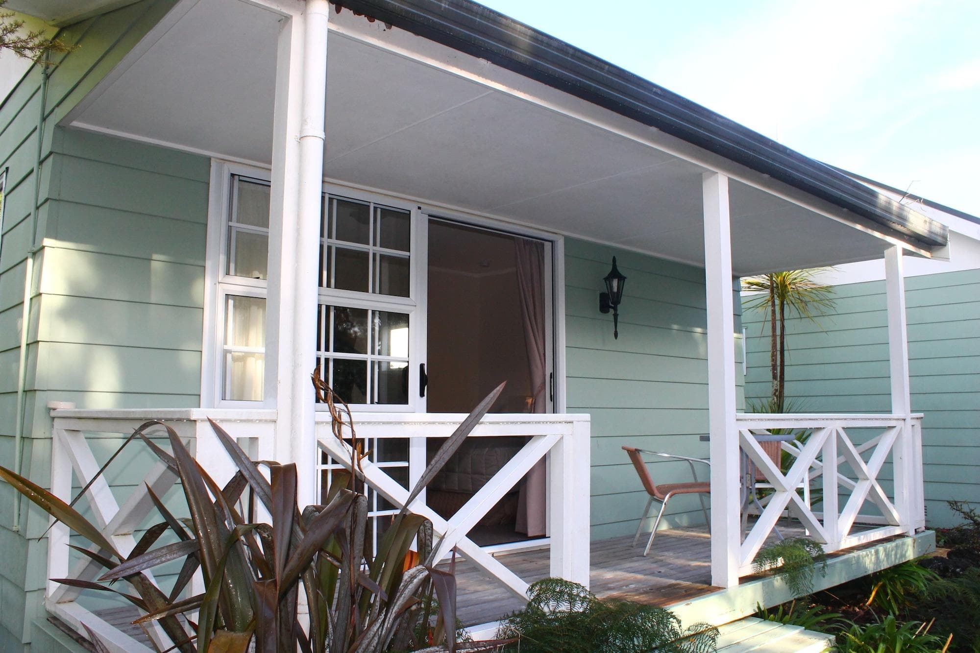 Ash Grove Boutique Motel