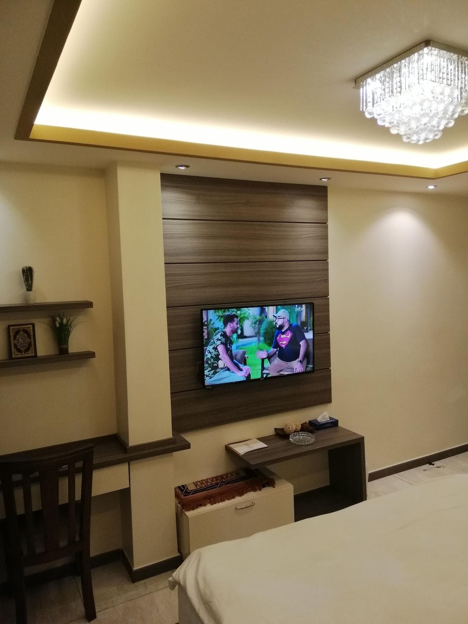 Seven Days Hotel, Room