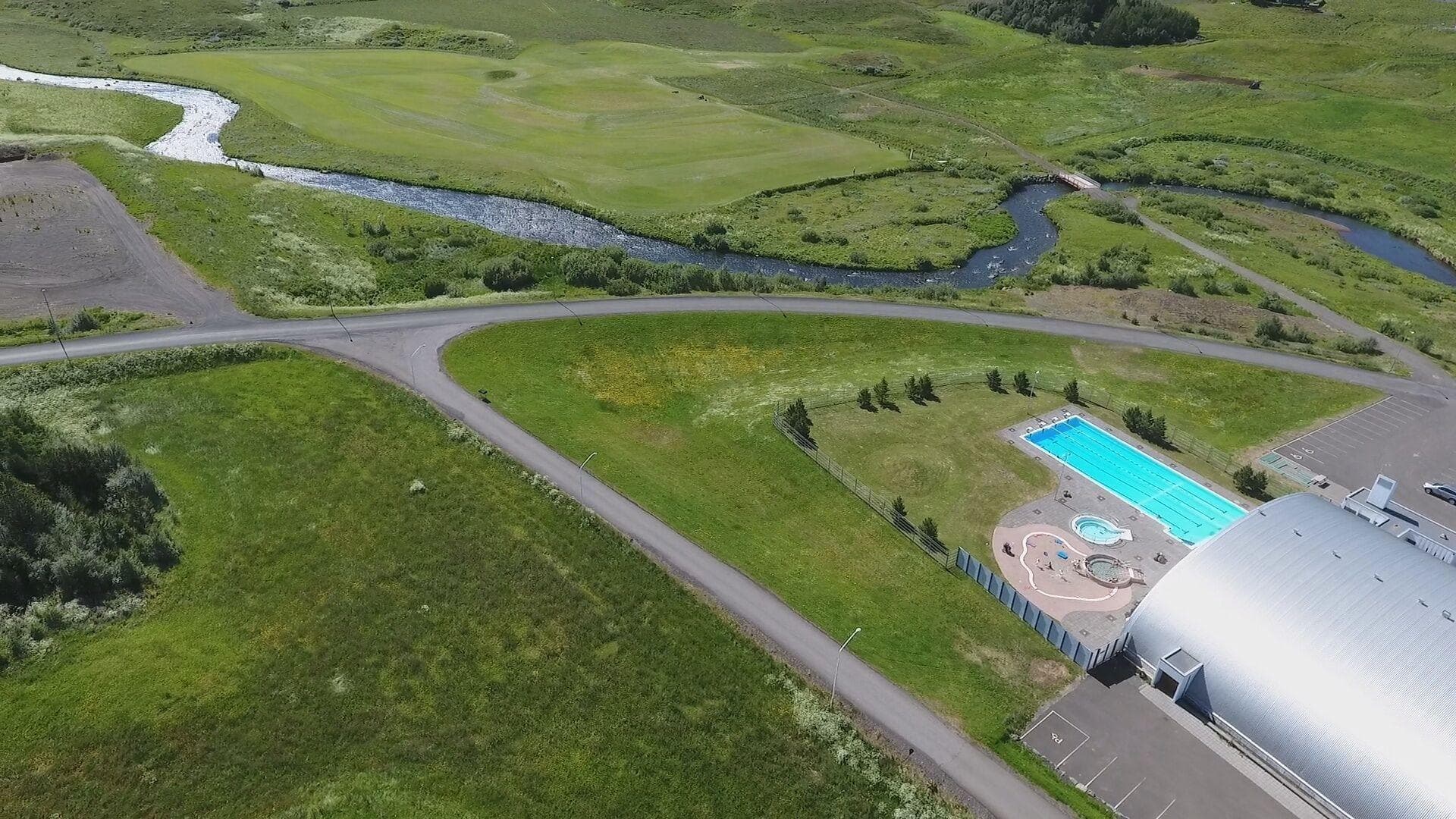 Guesthouse Hvitafell, Sports and Entertainment