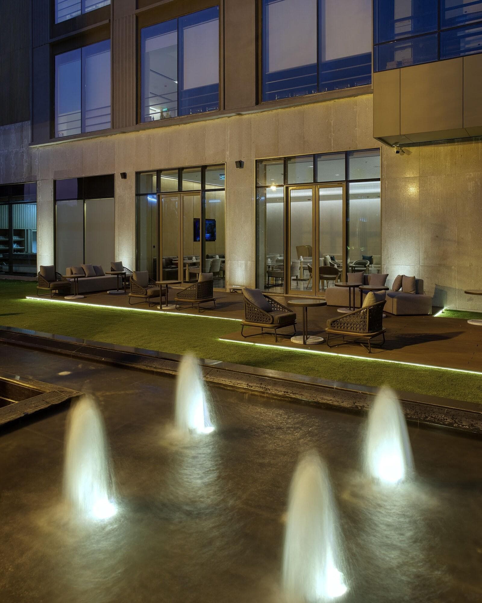 Courtyard By Marriott Ahmedabad Sindhu Bhavan Road