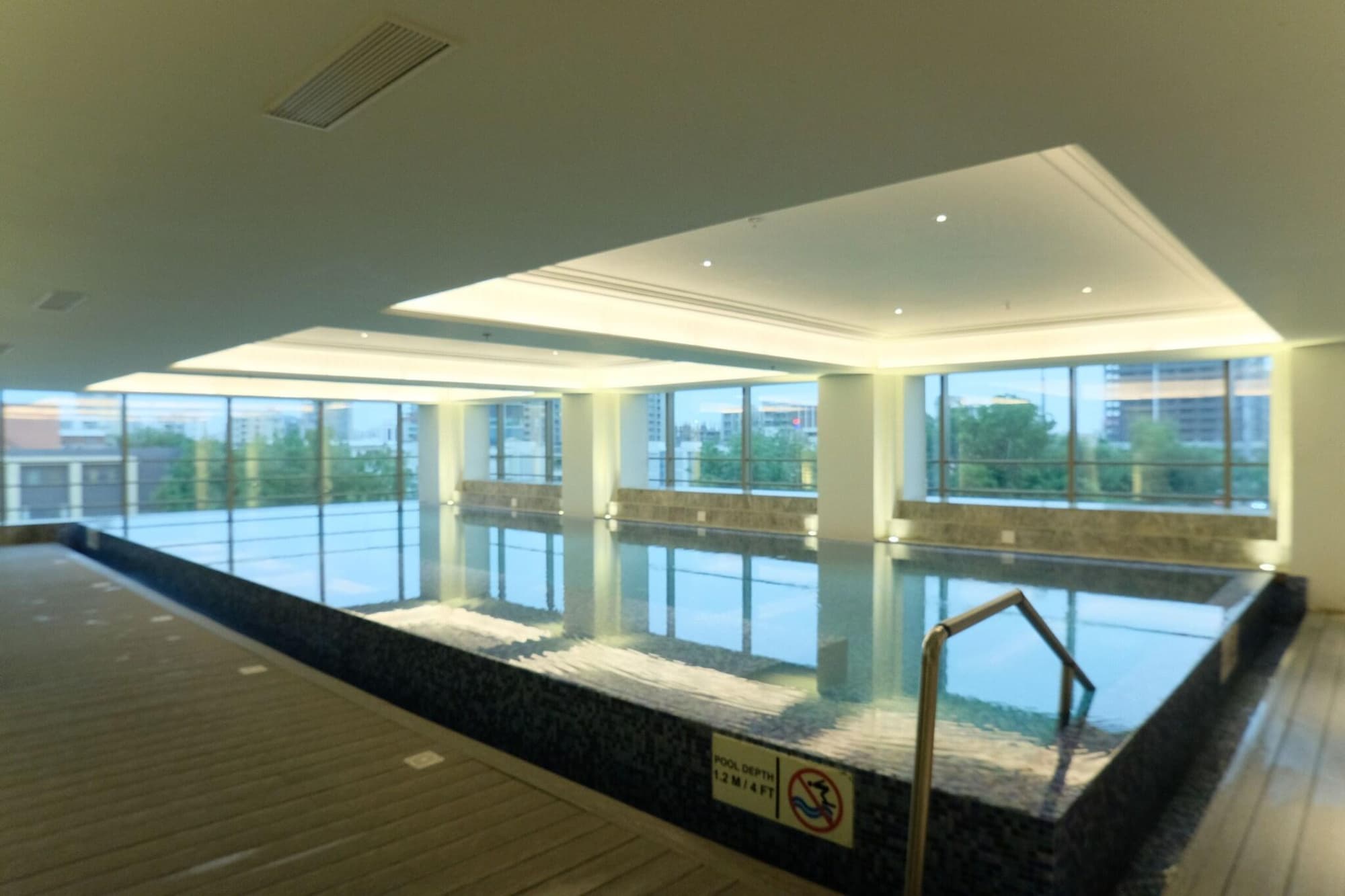 Courtyard By Marriott Ahmedabad Sindhu Bhavan Road