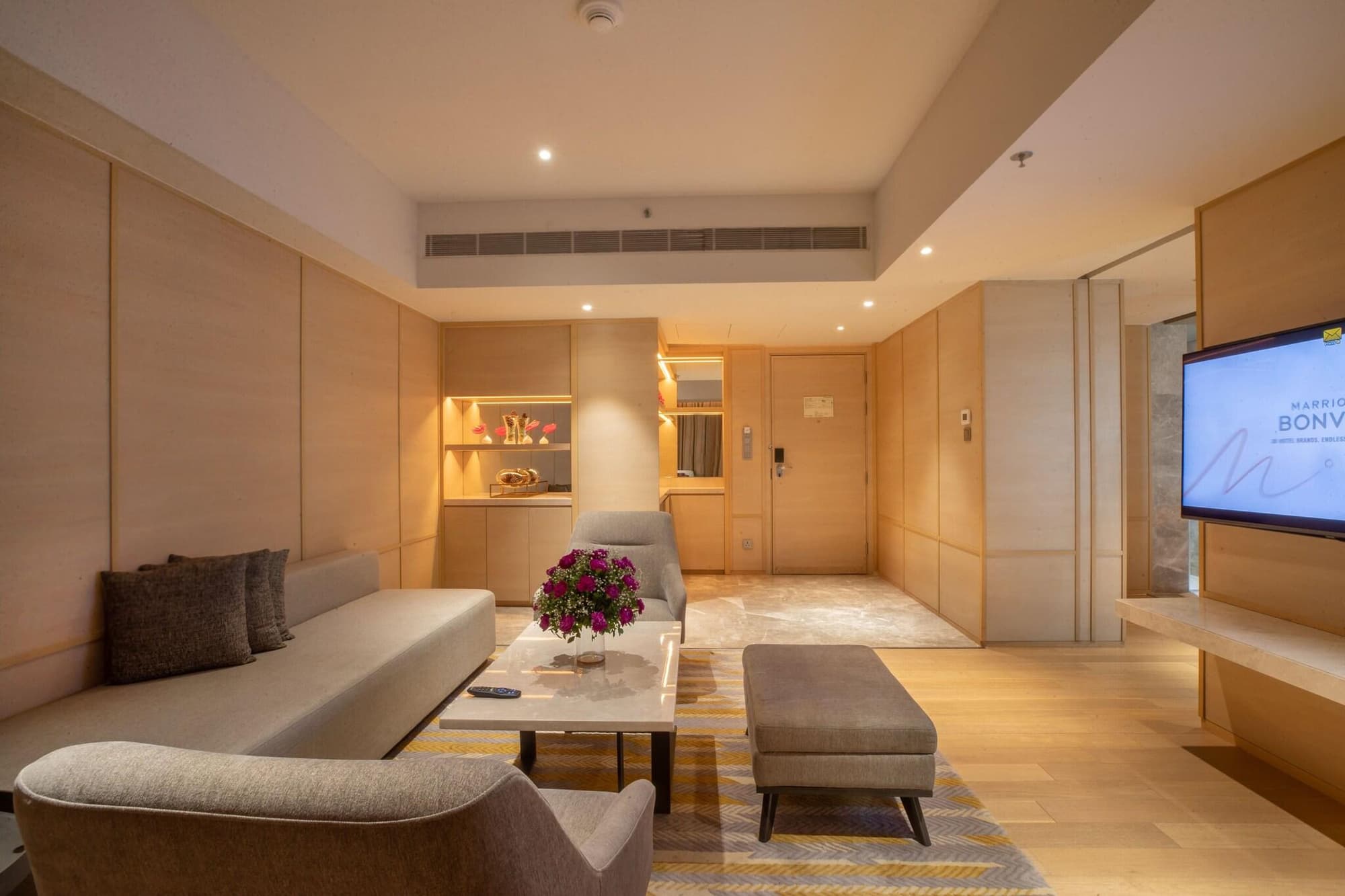 Courtyard By Marriott Ahmedabad Sindhu Bhavan Road, Room