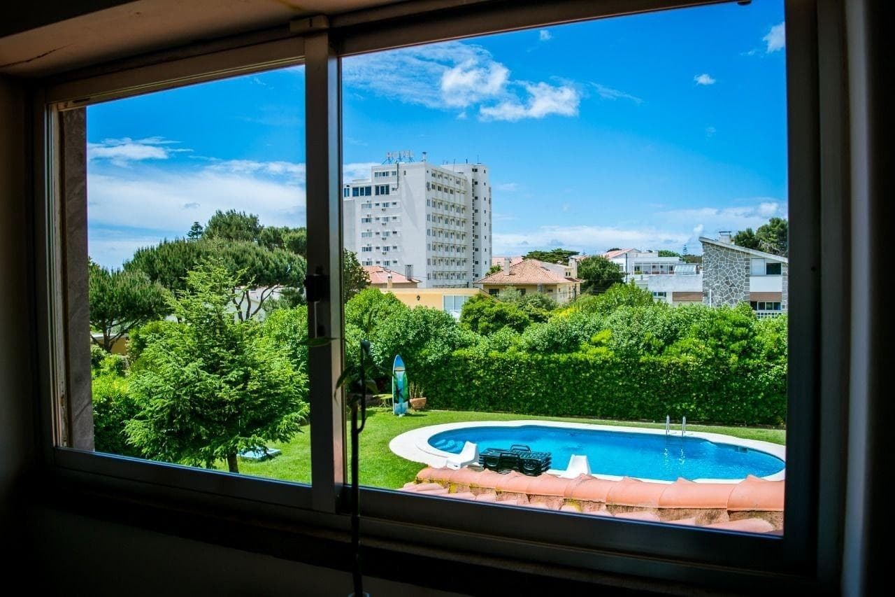 Carcavelos Surf Hostel