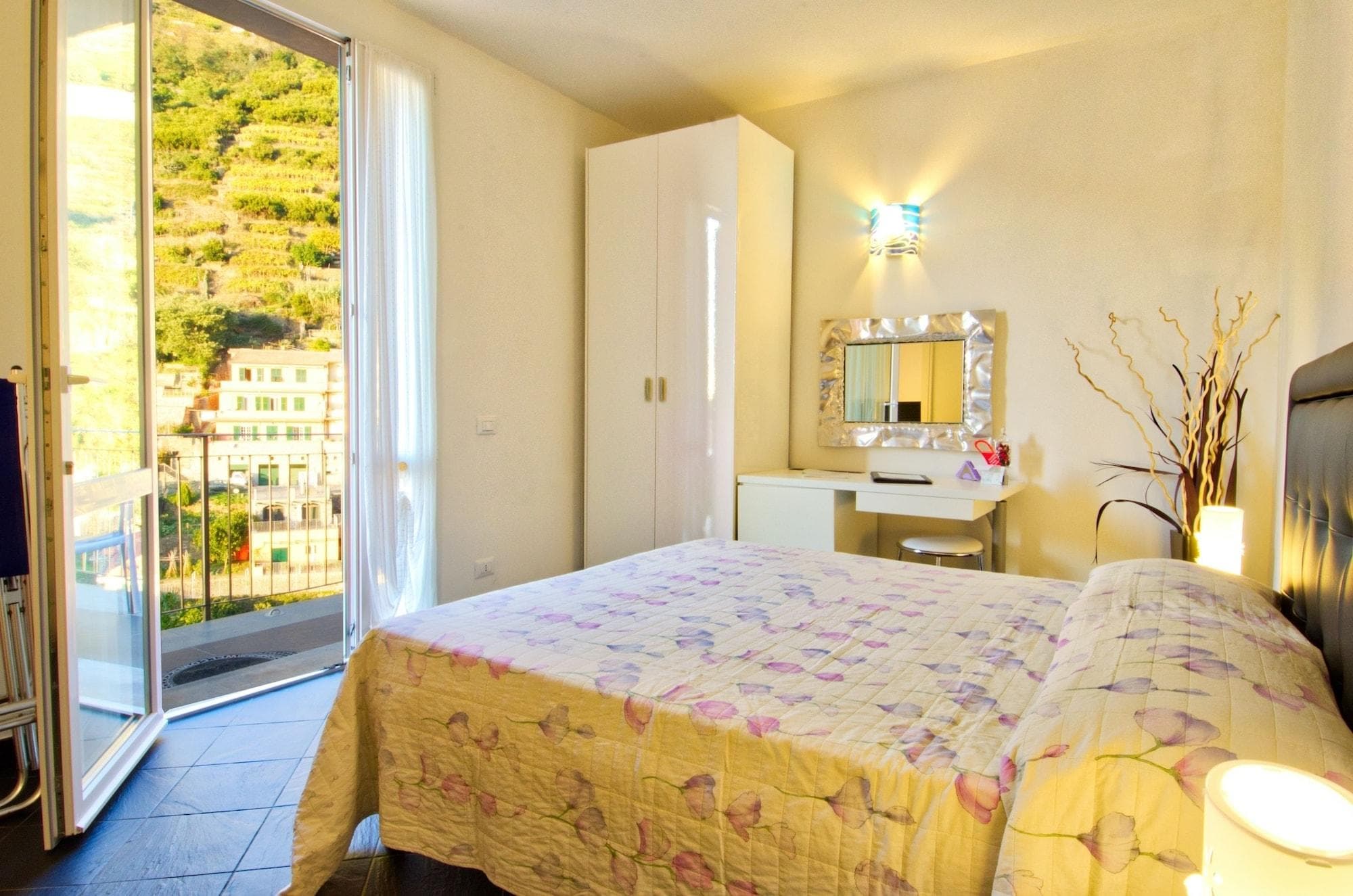 Cinqueterre Residence