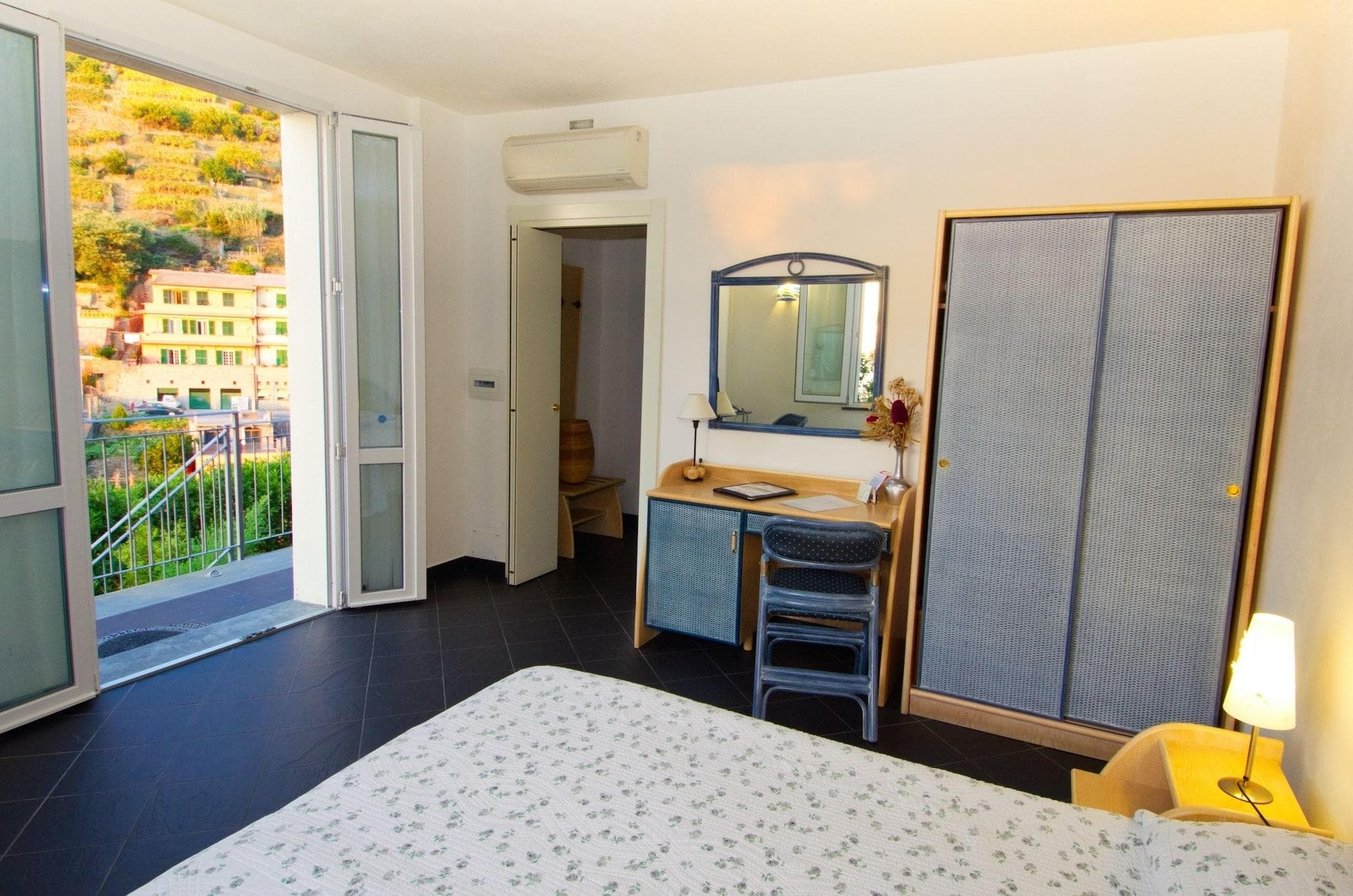 Cinqueterre Residence