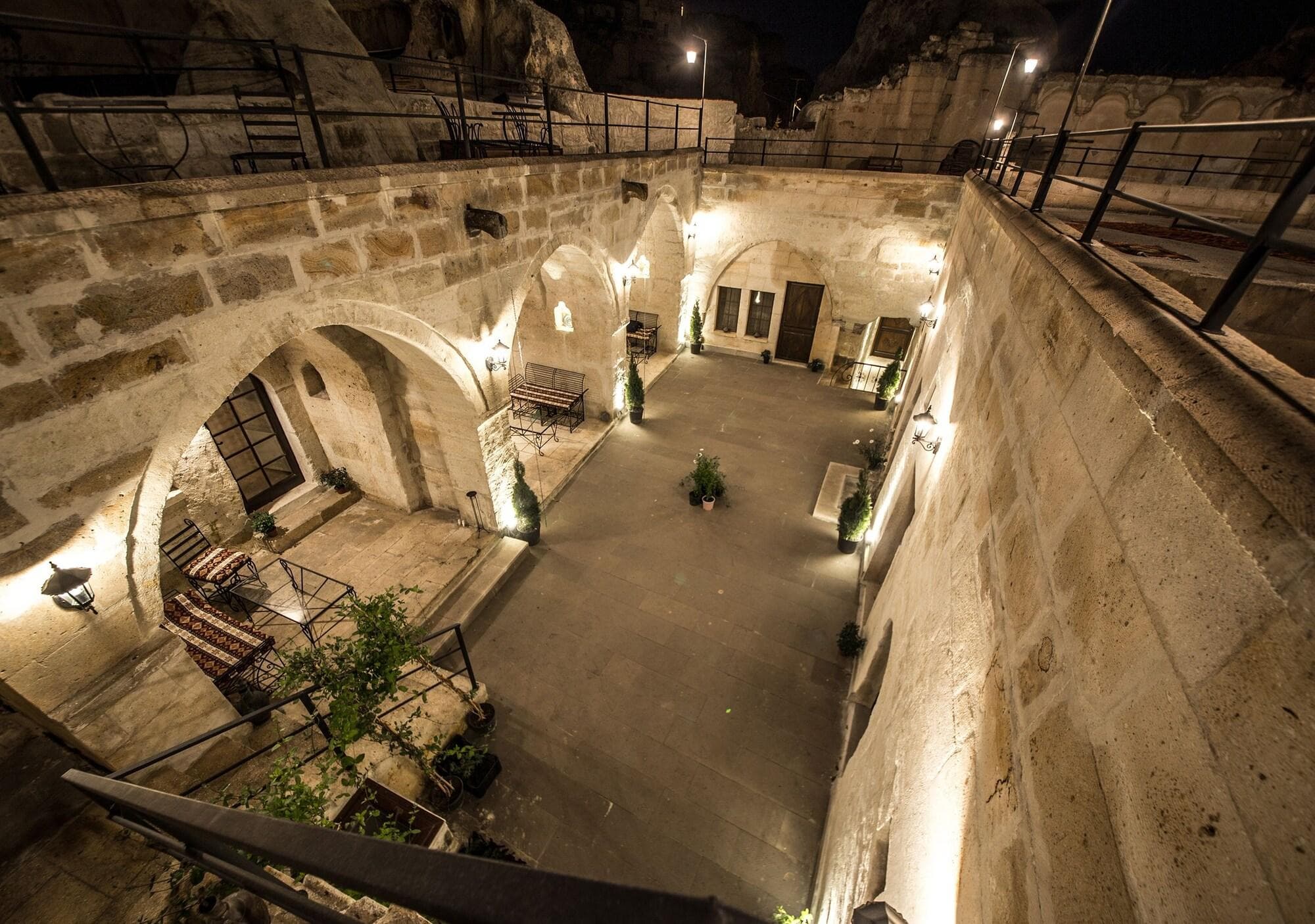 Harkasos Cave Hotel