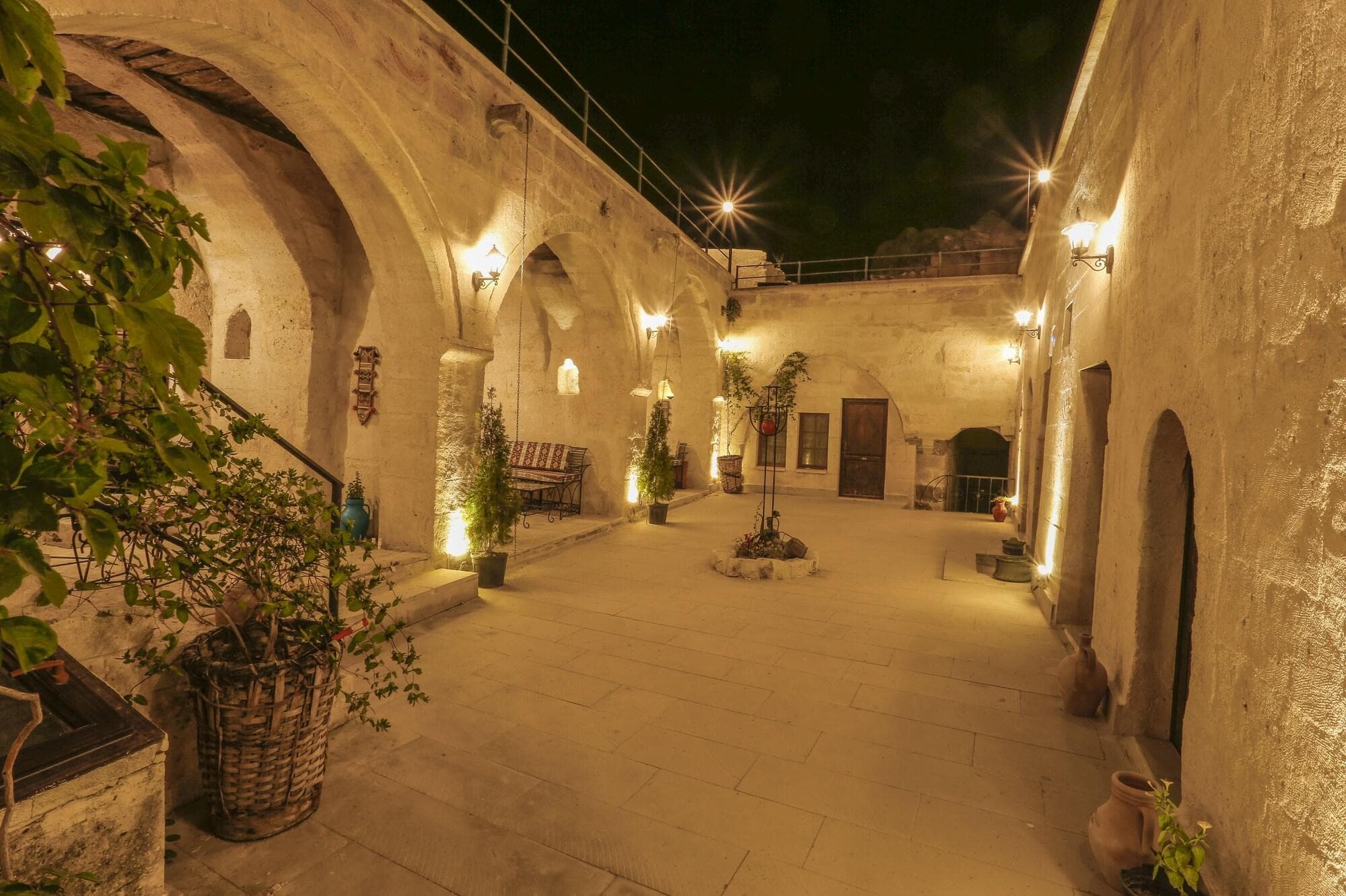 Harkasos Cave Hotel
