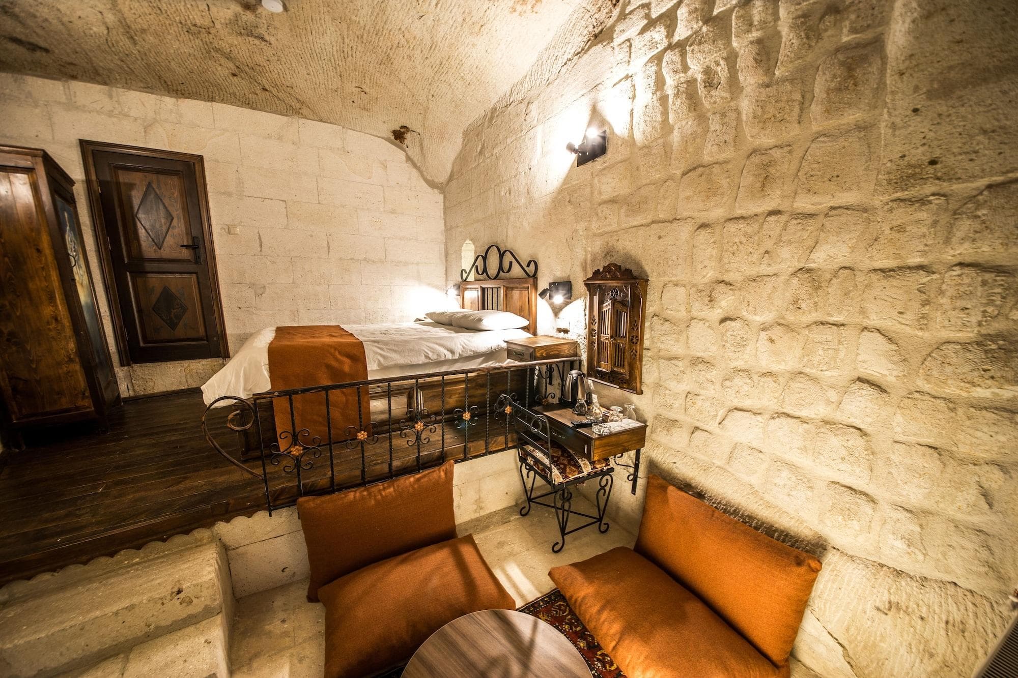 Harkasos Cave Hotel