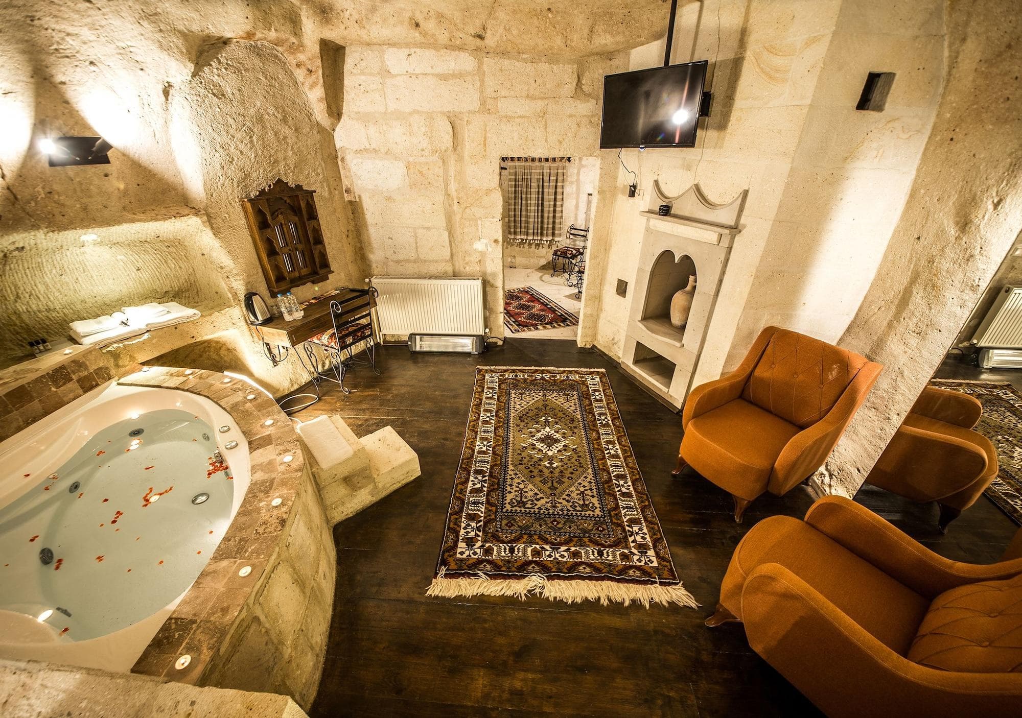 Harkasos Cave Hotel