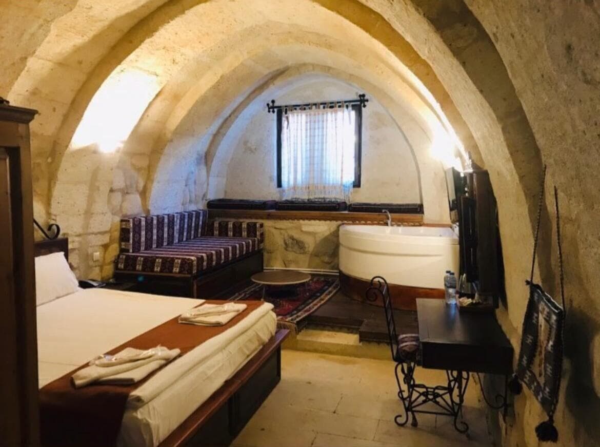 Harkasos Cave Hotel