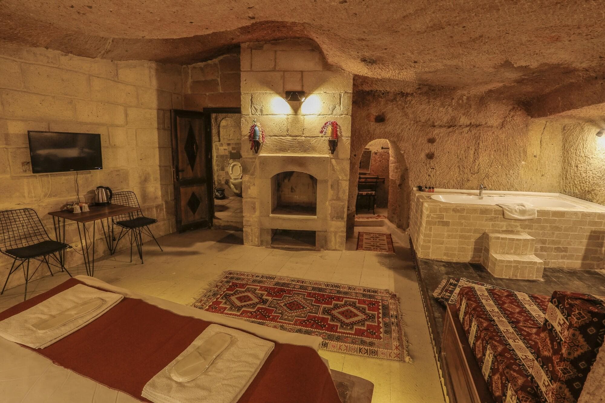 Harkasos Cave Hotel