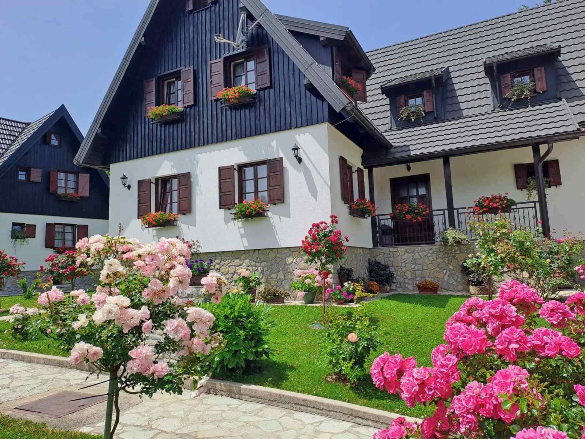 Pansion Breza, General view