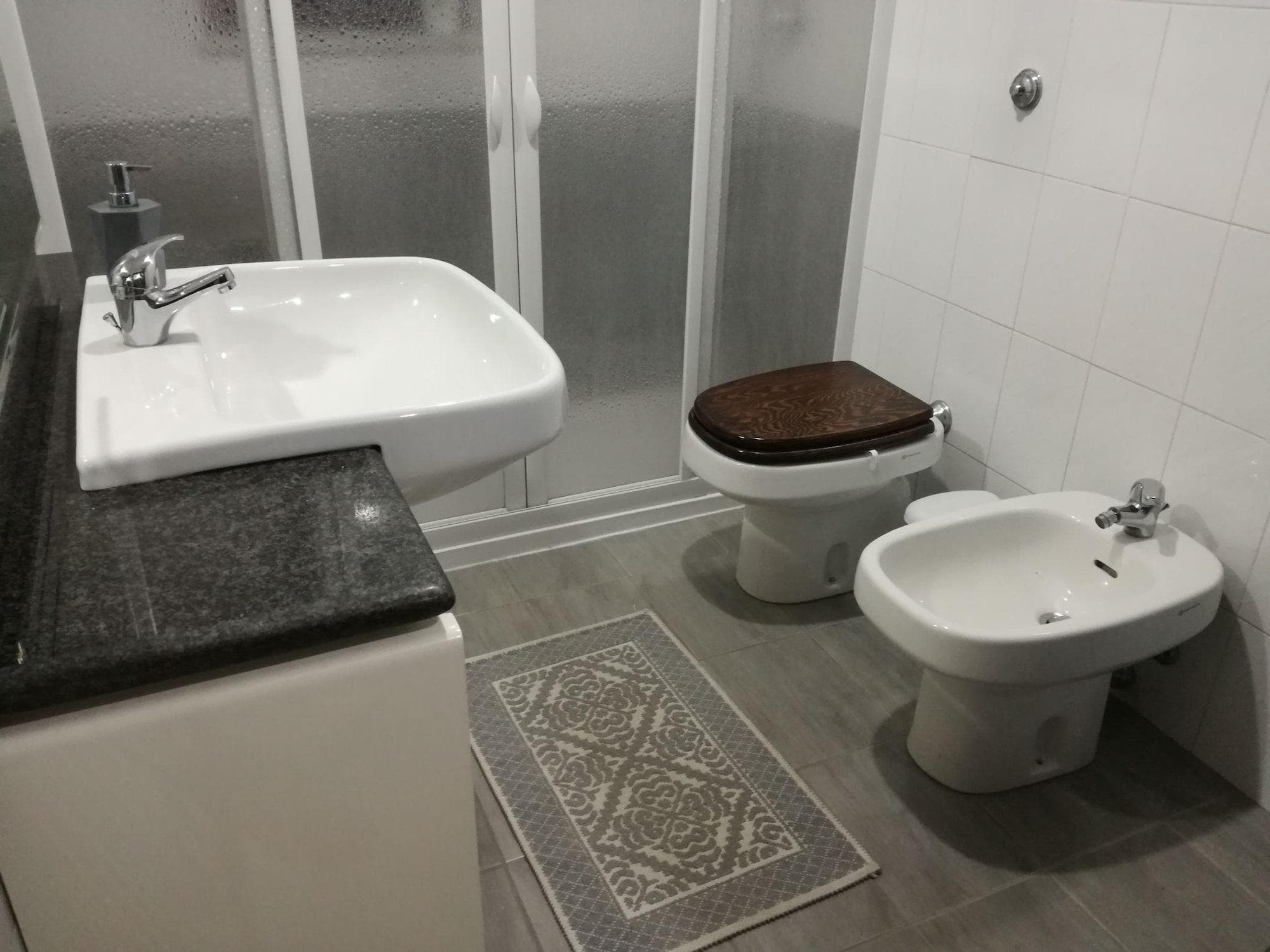 Home La Kore
