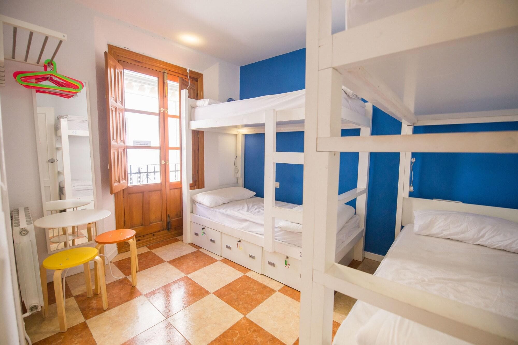 Oh My Hostel