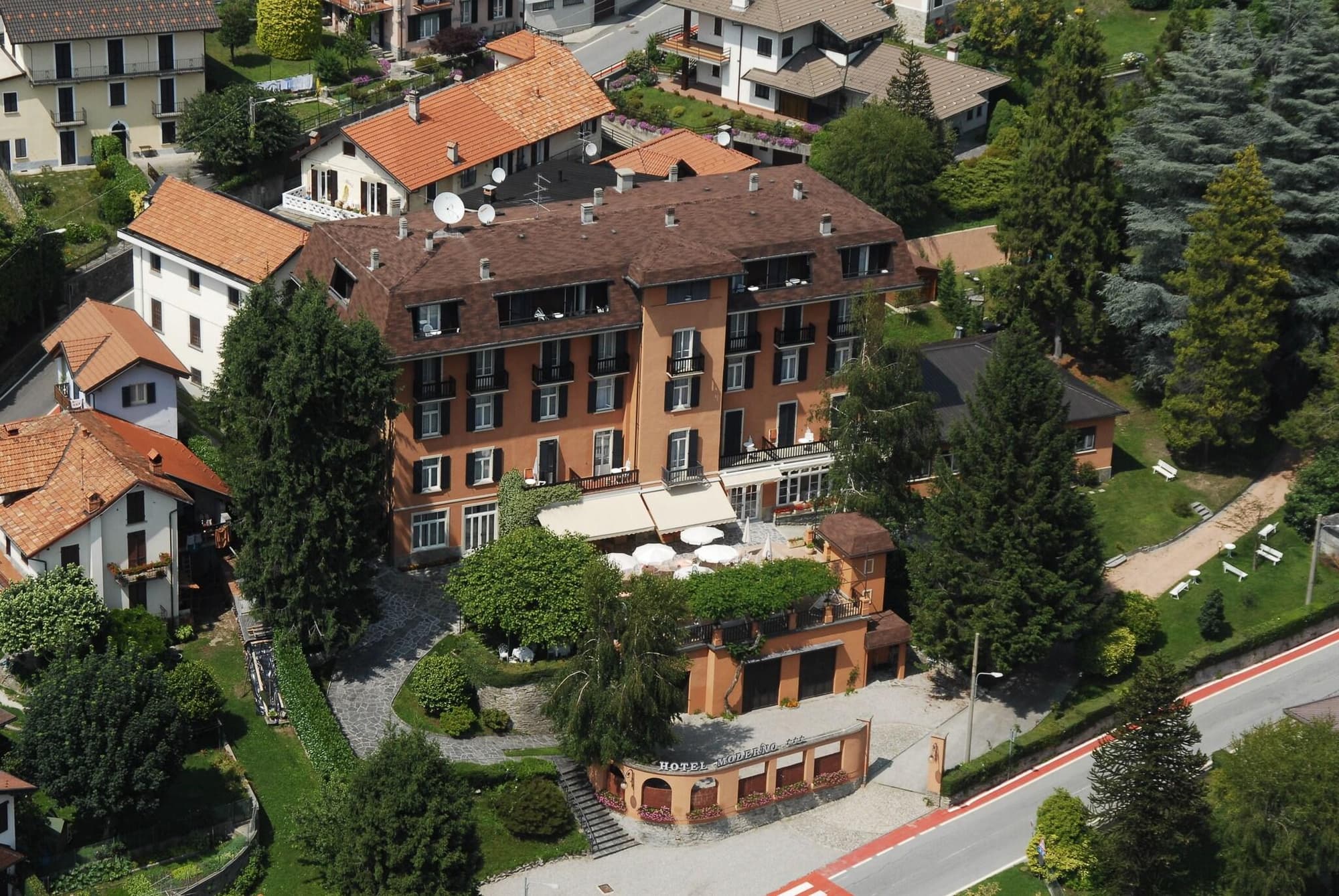 Hotel Moderno