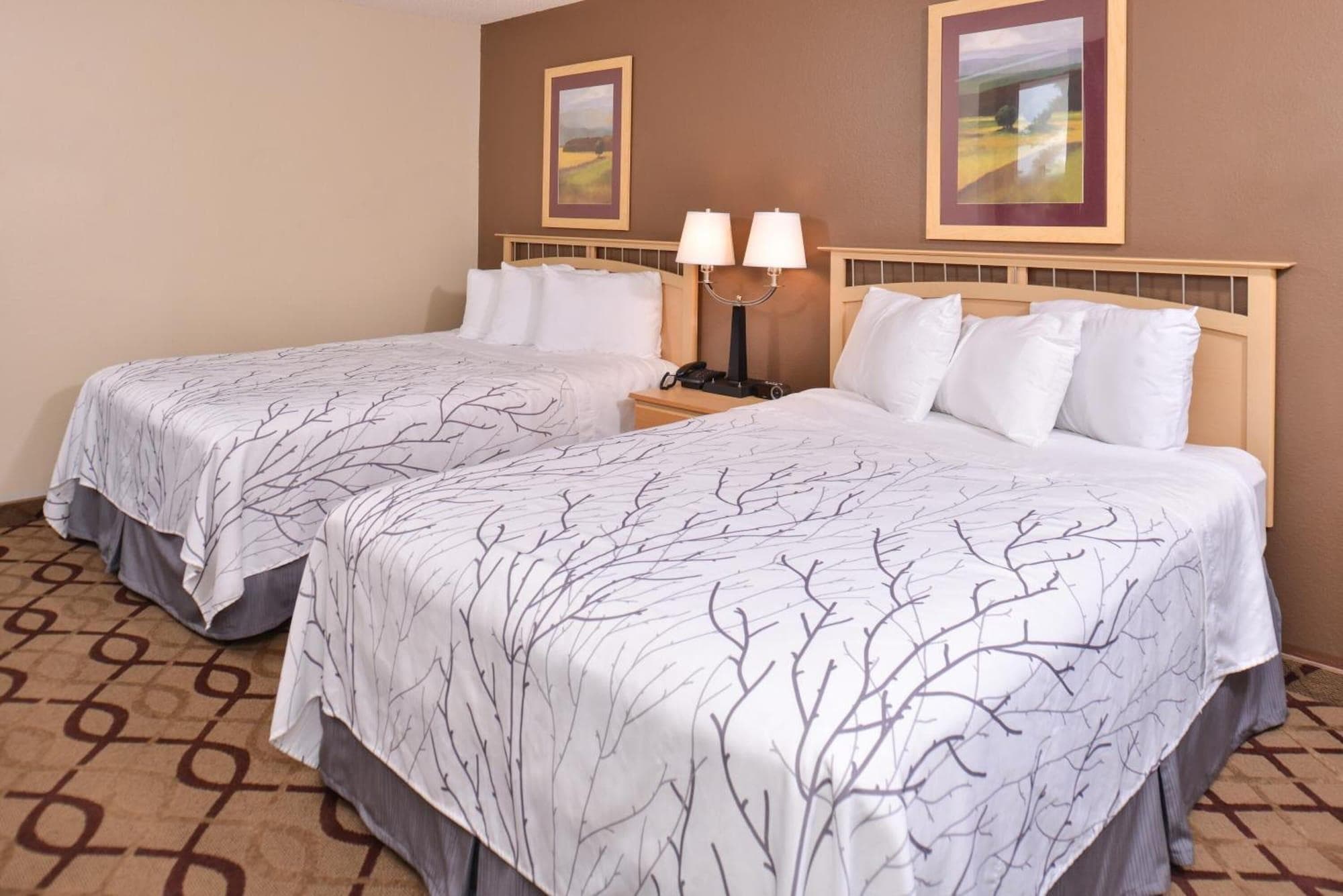 Cottonwood Inn And Conference Center