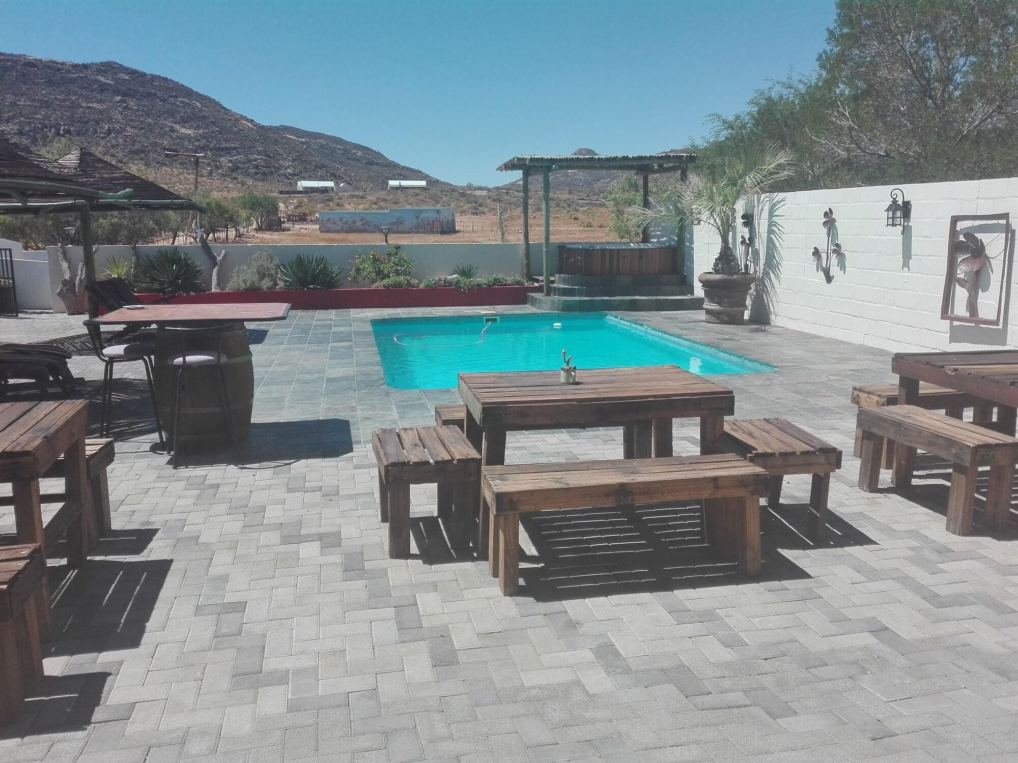 Daisy Country Lodge, General view