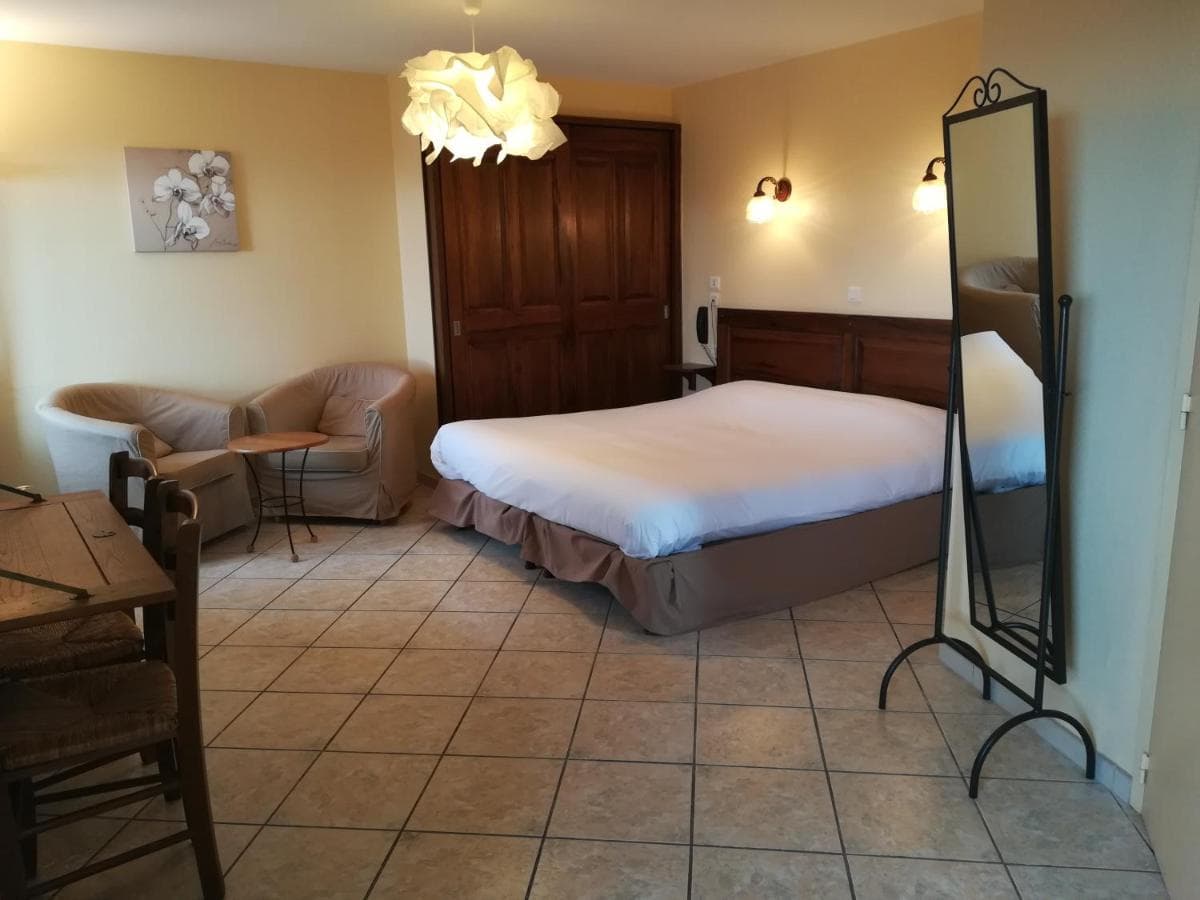 Logis Hotel La Mere Biquette
