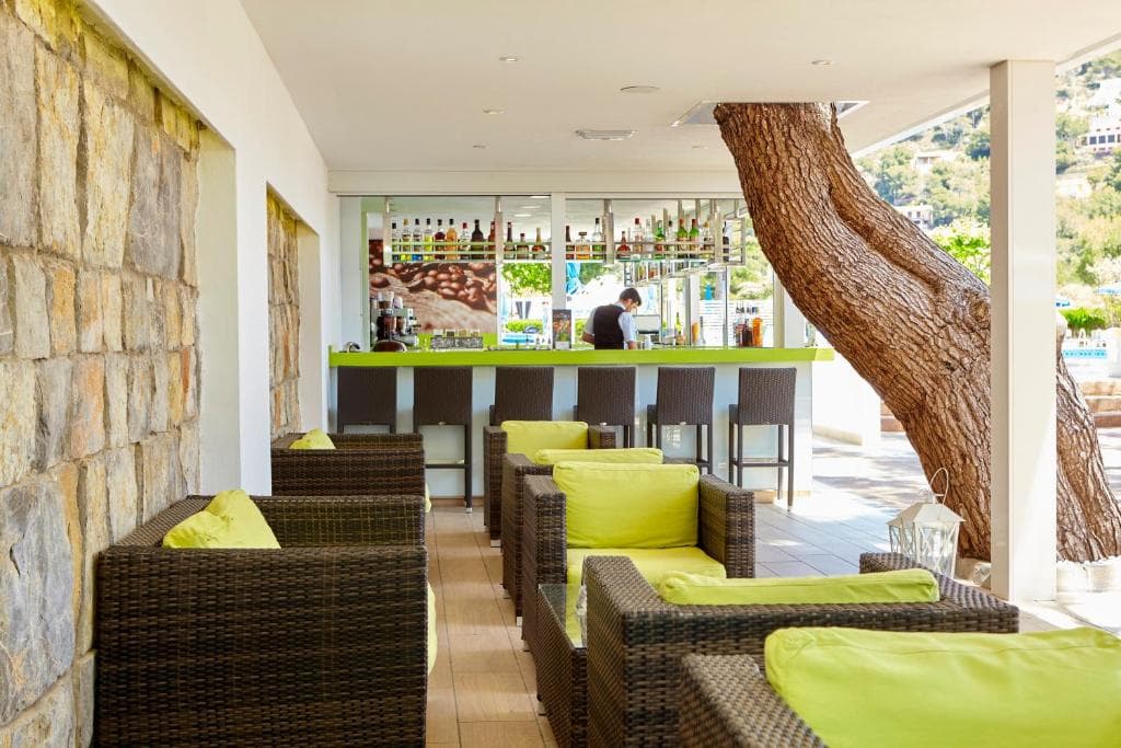 Universal Hotel Laguna