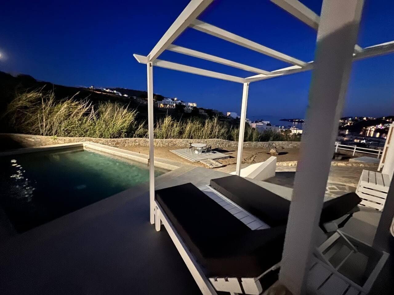 Amperian Mykonos Suites