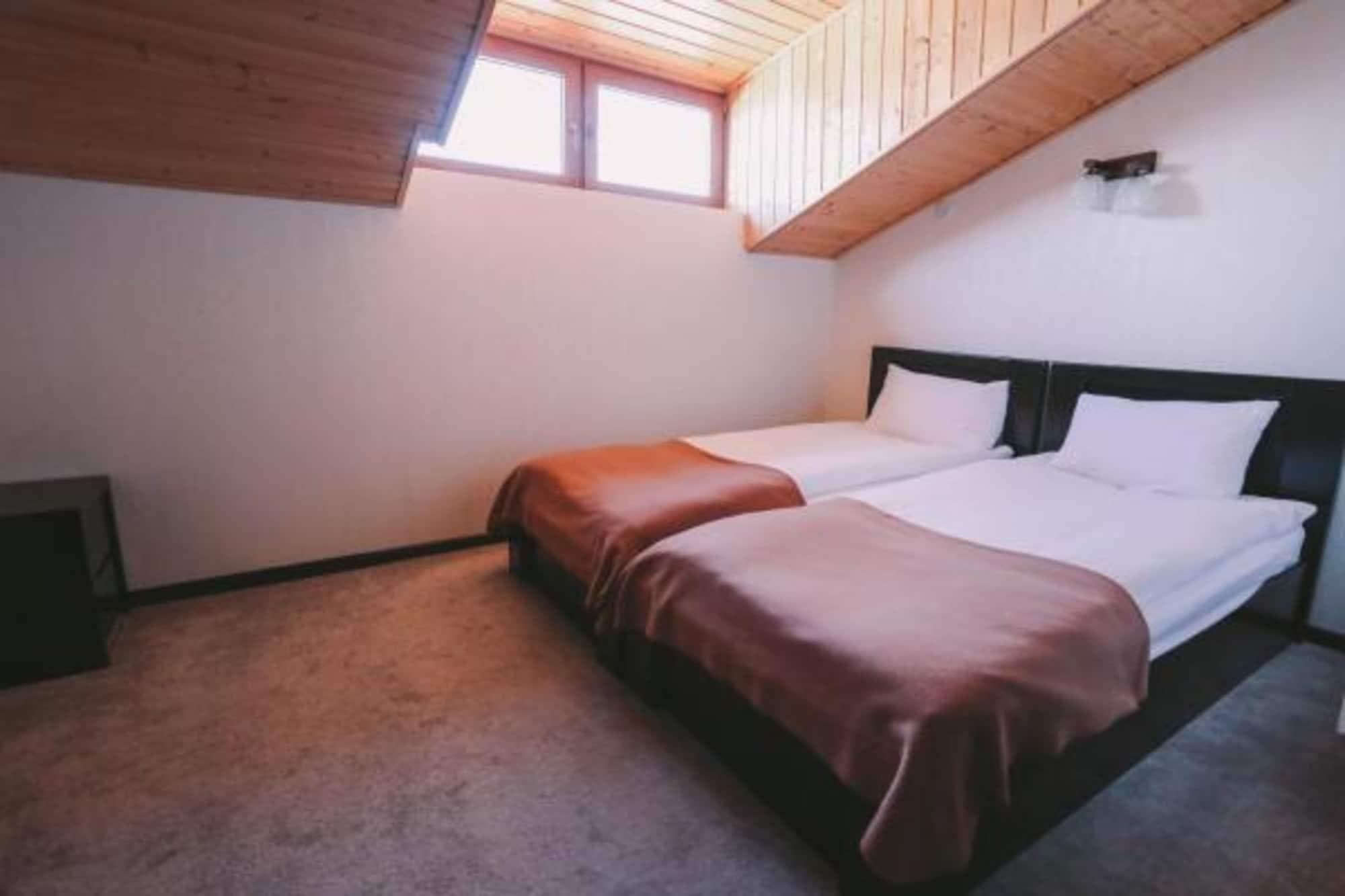 Good Aura Hotel, Room