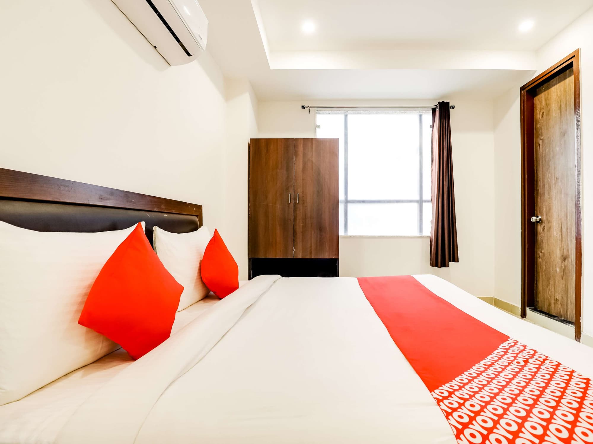 OYO KEY ROOMS TILAK NAGAR