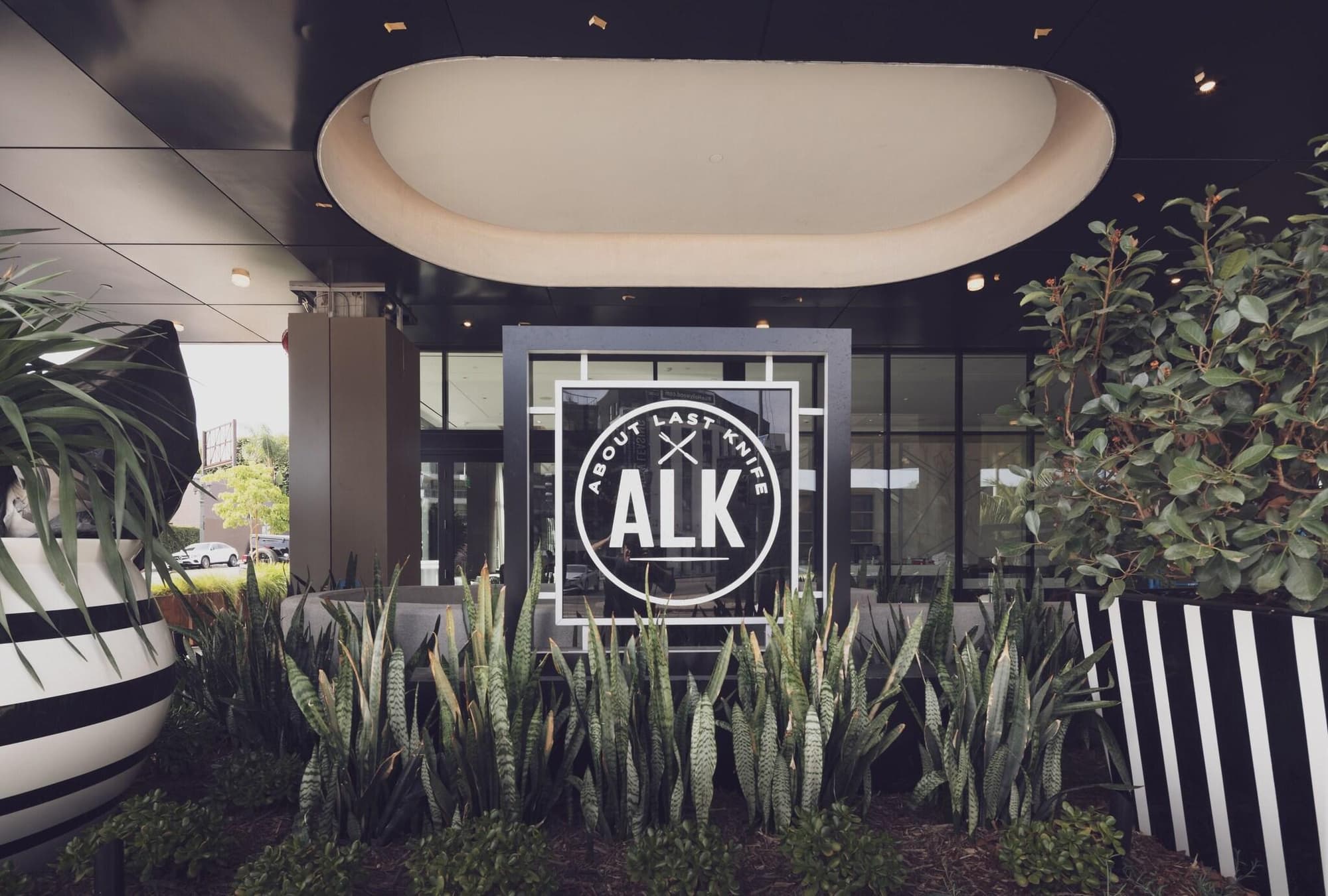 The Godfrey Hotel Hollywood, Restaurant