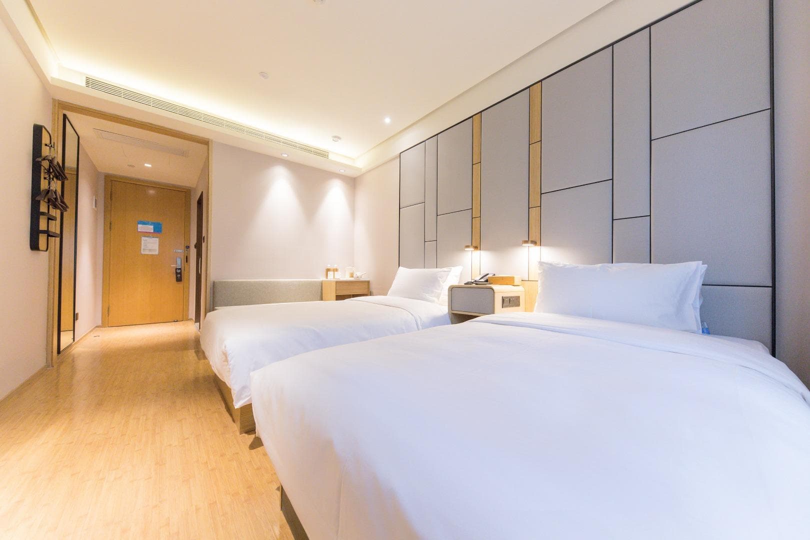 Ji Hotel (Hangzhou West Lake Hefang Street)