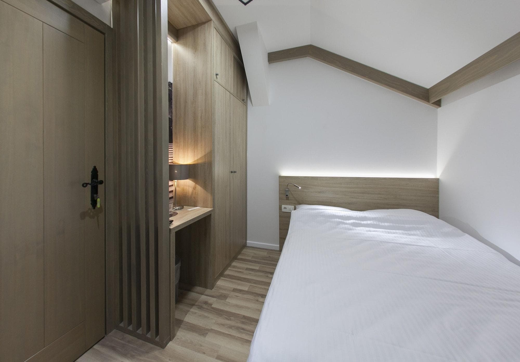 Hotel Emen