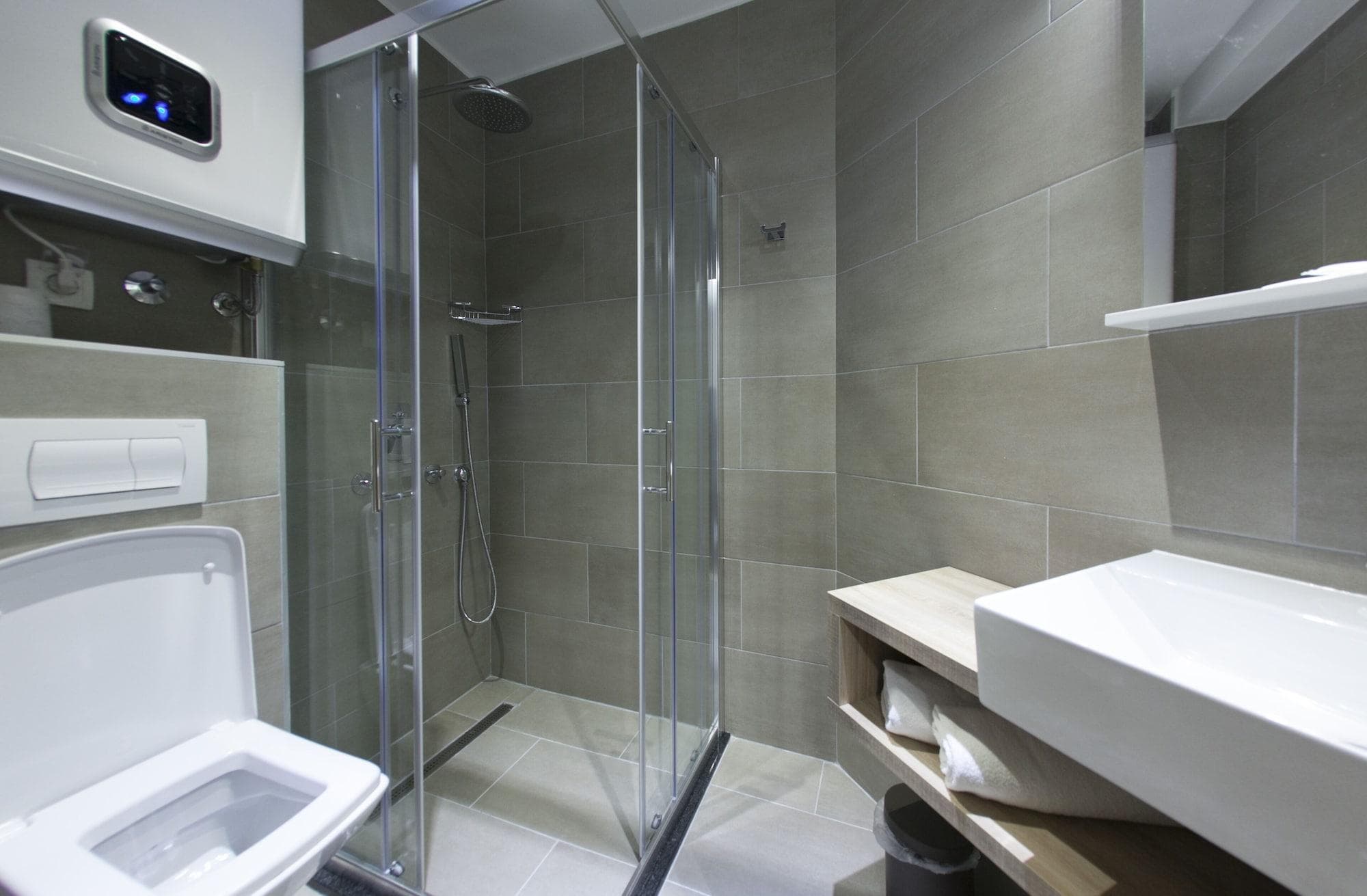 Hotel Emen