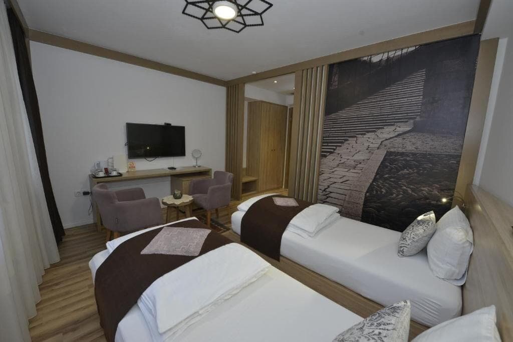 Hotel Emen