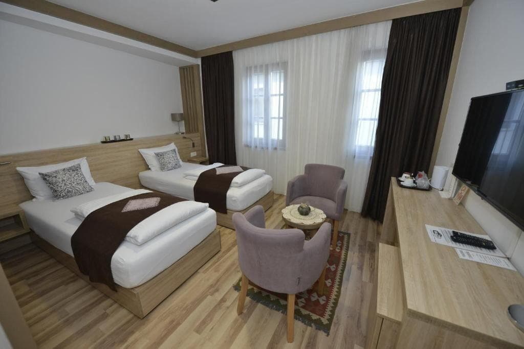 Hotel Emen