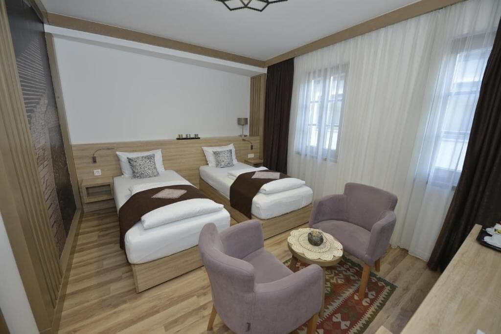 Hotel Emen